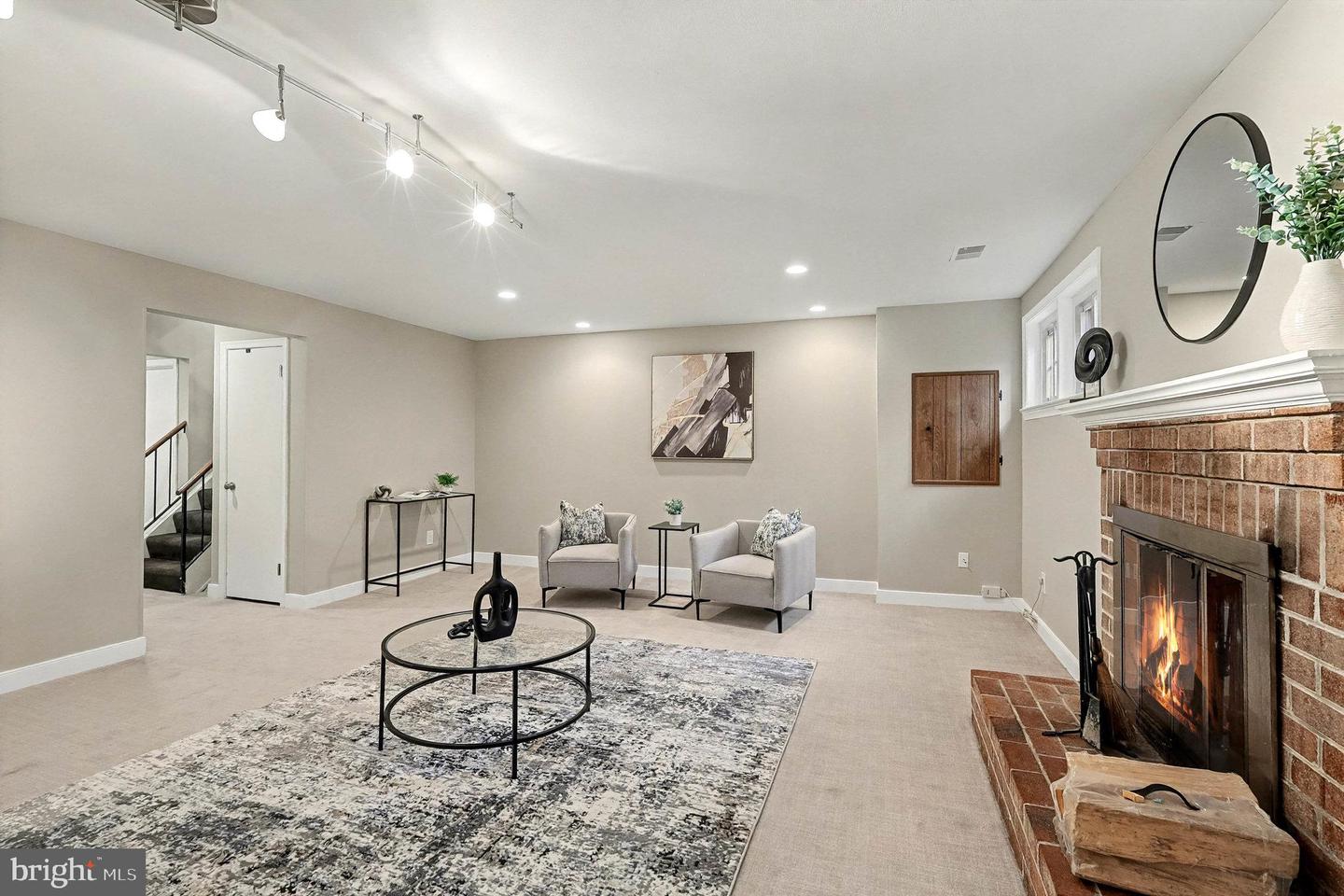 10307 EMERALD ROCK DR, OAKTON, Virginia 22124, 3 Bedrooms Bedrooms, ,2 BathroomsBathrooms,Residential,For sale,10307 EMERALD ROCK DR,VAFX2268612 MLS # VAFX2268612