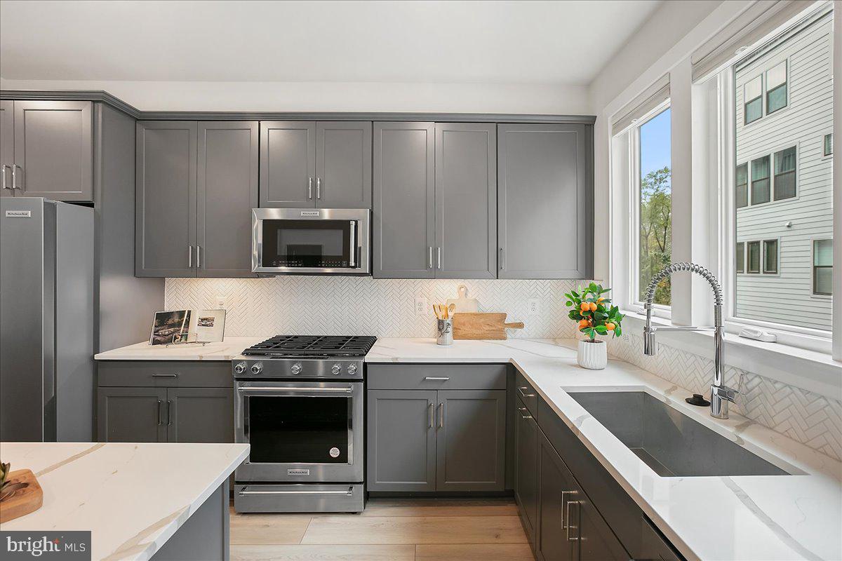 12768 SUNRISE VALLEY DR, RESTON, Virginia 20191, 4 Bedrooms Bedrooms, ,4 BathroomsBathrooms,Residential,For sale,12768 SUNRISE VALLEY DR,VAFX2270078 MLS # VAFX2270078 12768 SUNRISE VALLEY DR, RESTON, Virginia 20191, 4 Bedrooms Bedrooms, ,4 BathroomsBathrooms,Residential,For sale,12768 SUNRISE VALLEY DR,VAFX2270078 MLS # VAFX2270078