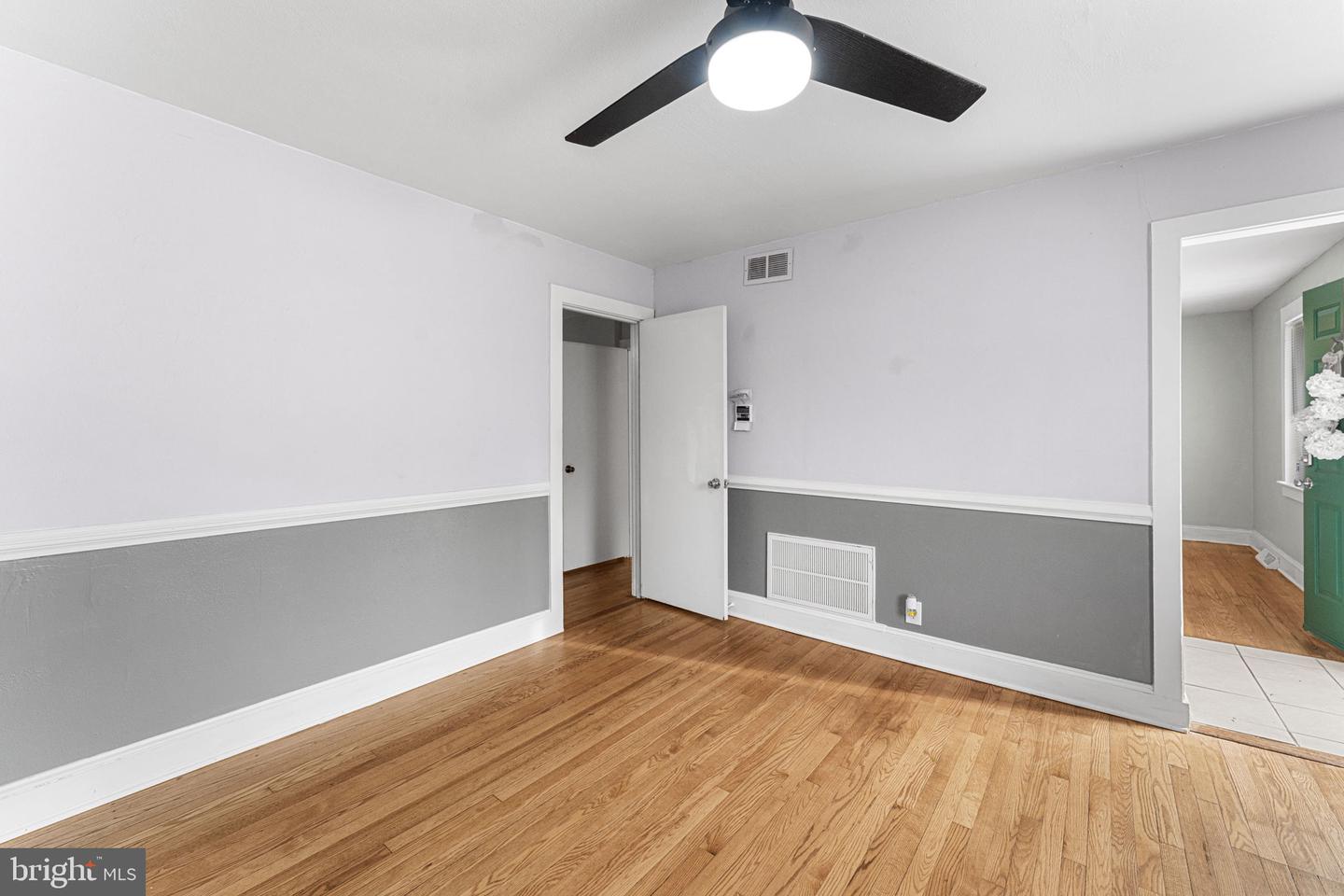 1678 WEEMS RD, WEEMS, Virginia 22576, 4 Bedrooms Bedrooms, 9 Rooms Rooms,2 BathroomsBathrooms,Residential,For sale,1678 WEEMS RD,VALV2000882 MLS # VALV2000882 1678 WEEMS RD, WEEMS, Virginia 22576, 4 Bedrooms Bedrooms, 9 Rooms Rooms,2 BathroomsBathrooms,Residential,For sale,1678 WEEMS RD,VALV2000882 MLS # VALV2000882