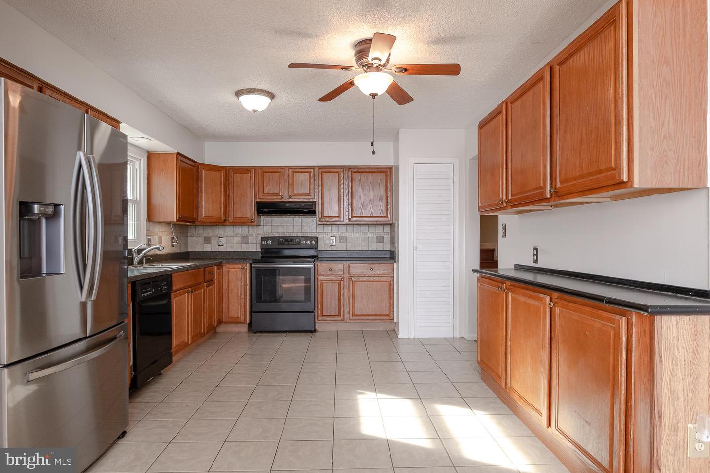 50 OLDE CONCORD RD, STAFFORD, Virginia 22554, 3 Bedrooms Bedrooms, 10 Rooms Rooms,3 BathroomsBathrooms,Residential,For sale,50 OLDE CONCORD RD,VAST2043196 MLS # VAST2043196