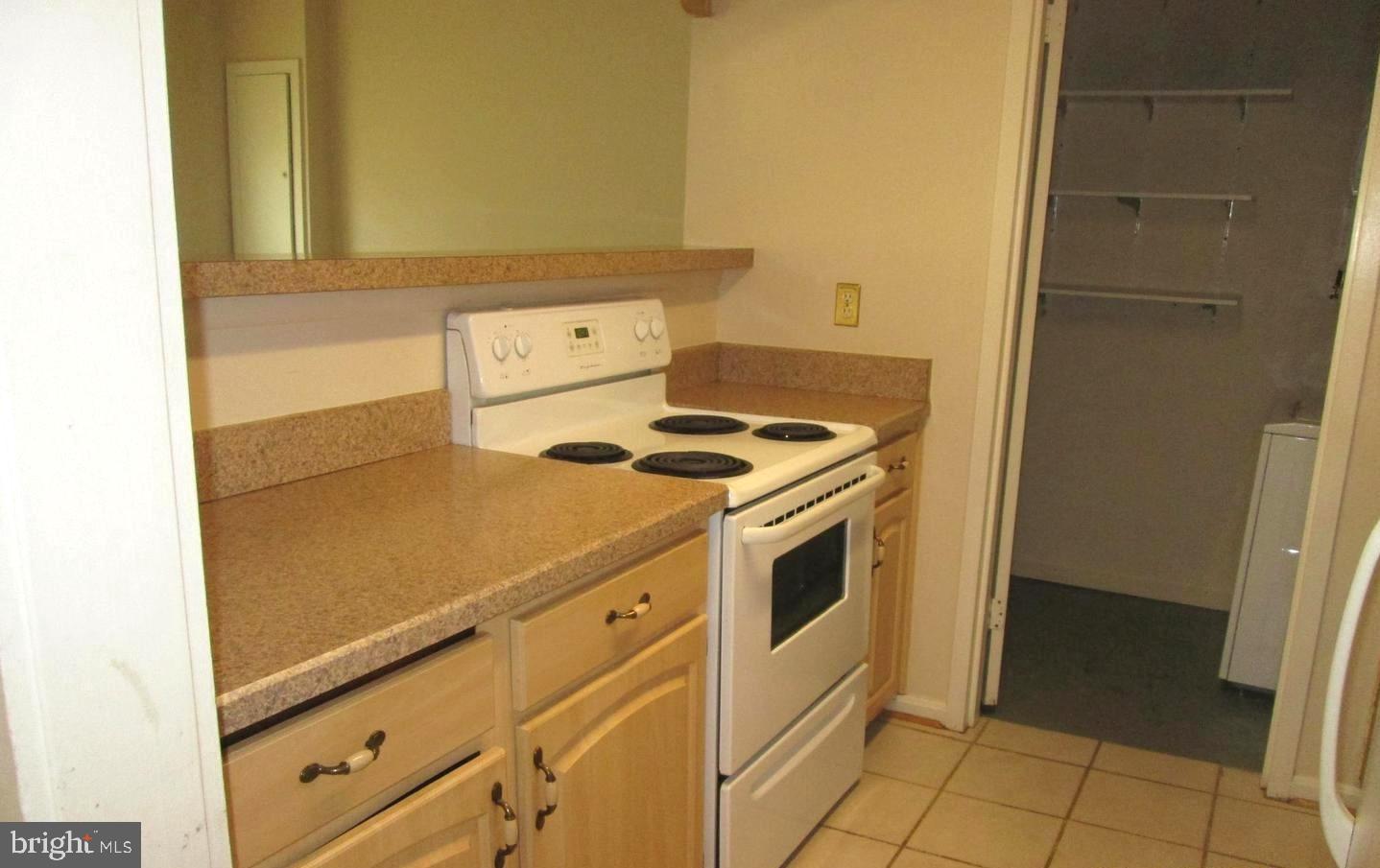 8742 WALUTES CIR, ALEXANDRIA, Virginia 22309, 2 Bedrooms Bedrooms, ,1 BathroomBathrooms,Residential,For sale,8742 WALUTES CIR,VAFX2272426 MLS # VAFX2272426