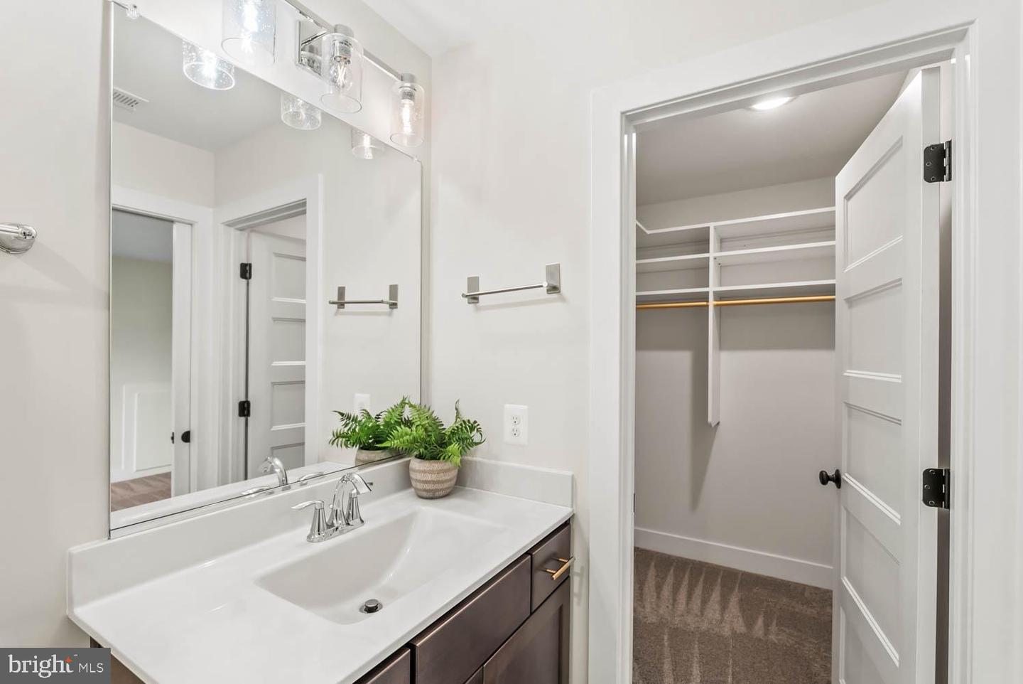 11603 SOUTHVIEW CT, SPOTSYLVANIA, Virginia 22551, 6 Bedrooms Bedrooms, ,5 BathroomsBathrooms,Residential,For sale,11603 SOUTHVIEW CT,VASP2036668 MLS # VASP2036668 11603 SOUTHVIEW CT, SPOTSYLVANIA, Virginia 22551, 6 Bedrooms Bedrooms, ,5 BathroomsBathrooms,Residential,For sale,11603 SOUTHVIEW CT,VASP2036668 MLS # VASP2036668