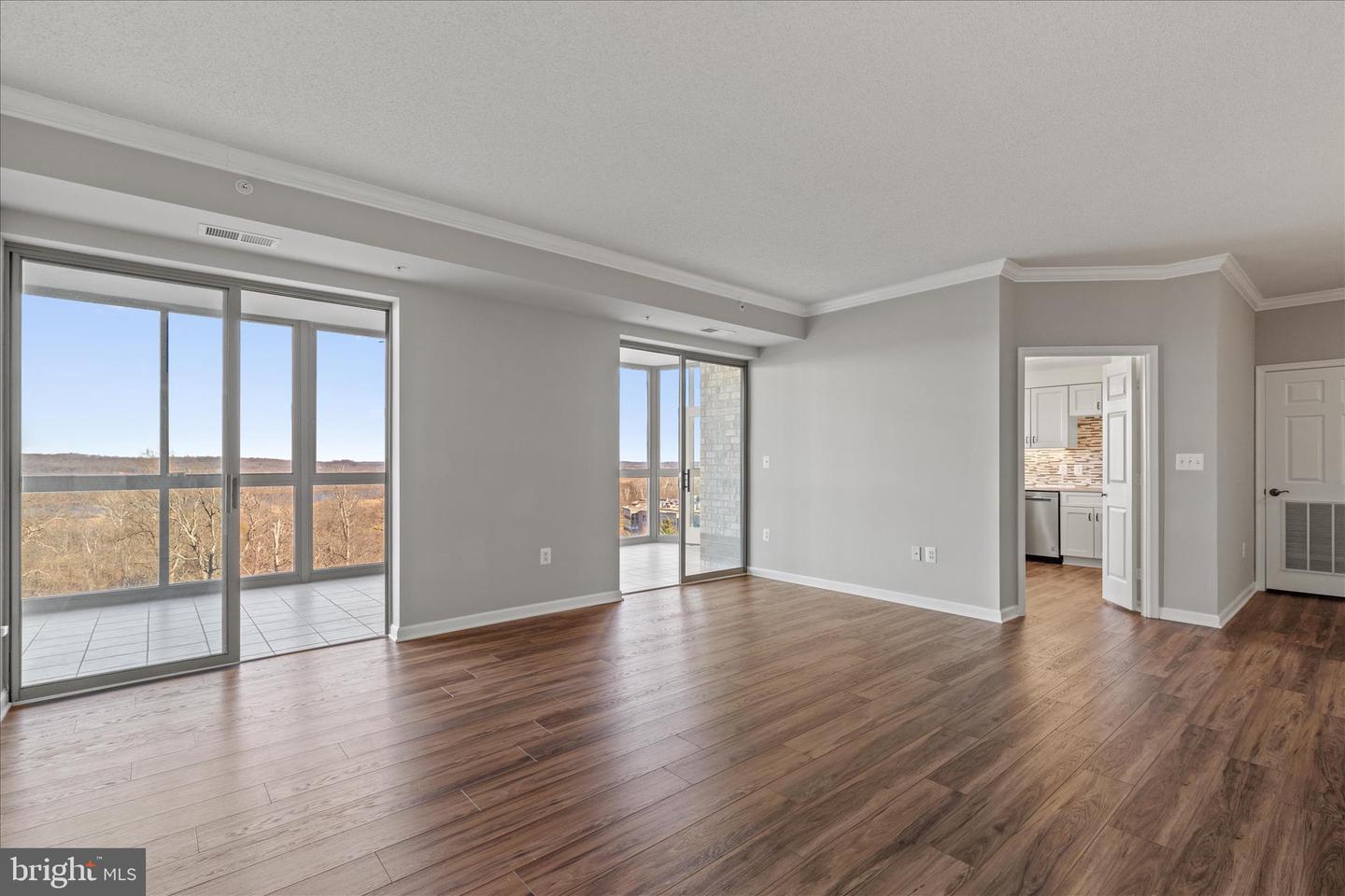 19355 CYPRESS RIDGE TER #612, LEESBURG, Virginia 20176, 2 Bedrooms Bedrooms, ,2 BathroomsBathrooms,Residential,For sale,19355 CYPRESS RIDGE TER #612,VALO2108204 MLS # VALO2108204