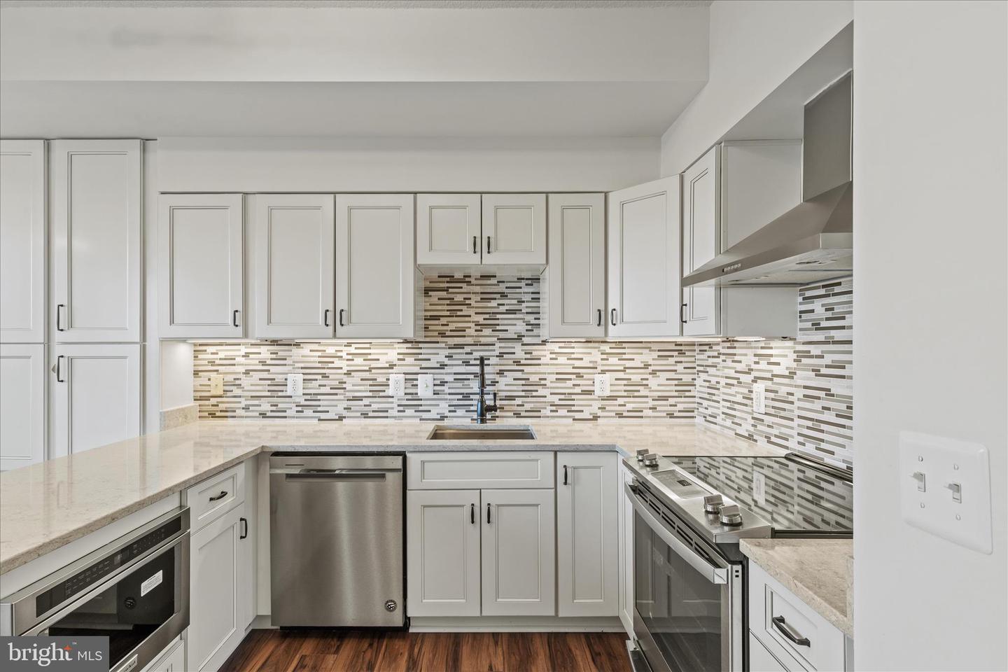 19355 CYPRESS RIDGE TER #612, LEESBURG, Virginia 20176, 2 Bedrooms Bedrooms, ,2 BathroomsBathrooms,Residential,For sale,19355 CYPRESS RIDGE TER #612,VALO2108204 MLS # VALO2108204