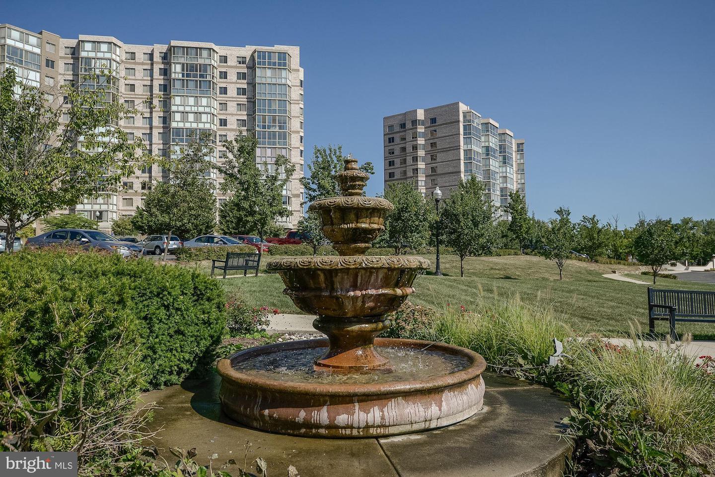 19355 CYPRESS RIDGE TER #612, LEESBURG, Virginia 20176, 2 Bedrooms Bedrooms, ,2 BathroomsBathrooms,Residential,For sale,19355 CYPRESS RIDGE TER #612,VALO2108204 MLS # VALO2108204