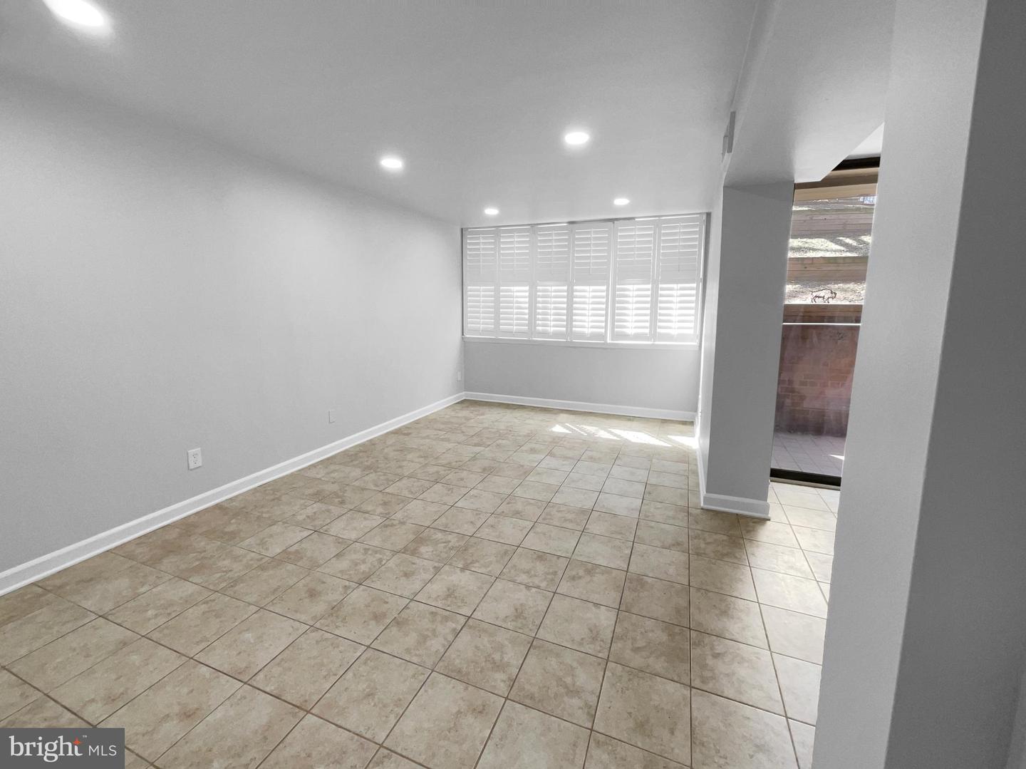 519 N ARMISTEAD ST #T1, ALEXANDRIA, Virginia 22312, 2 Bedrooms Bedrooms, ,1 BathroomBathrooms,Residential,For sale,519 N ARMISTEAD ST #T1,VAAX2050490 MLS # VAAX2050490