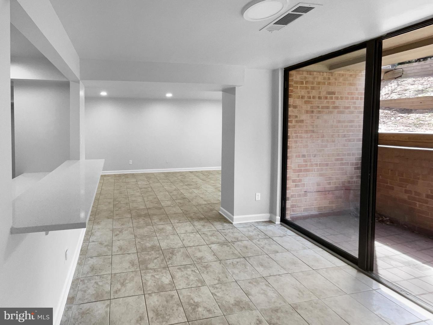 519 N ARMISTEAD ST #T1, ALEXANDRIA, Virginia 22312, 2 Bedrooms Bedrooms, ,1 BathroomBathrooms,Residential,For sale,519 N ARMISTEAD ST #T1,VAAX2050490 MLS # VAAX2050490