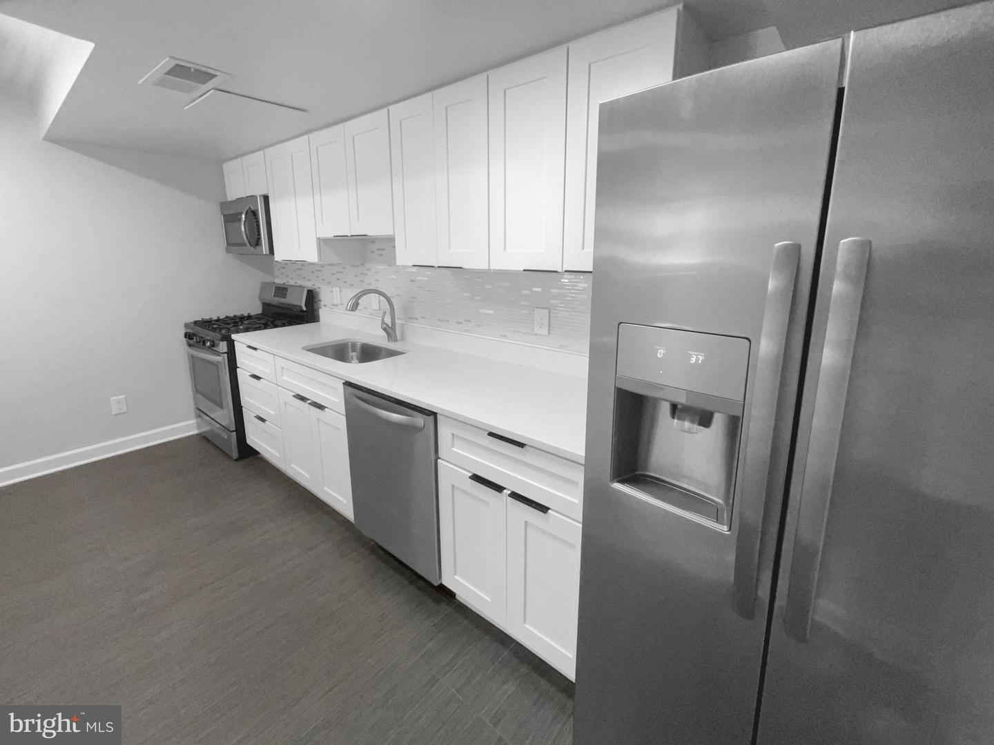 519 N ARMISTEAD ST #T1, ALEXANDRIA, Virginia 22312, 2 Bedrooms Bedrooms, ,1 BathroomBathrooms,Residential,For sale,519 N ARMISTEAD ST #T1,VAAX2050490 MLS # VAAX2050490