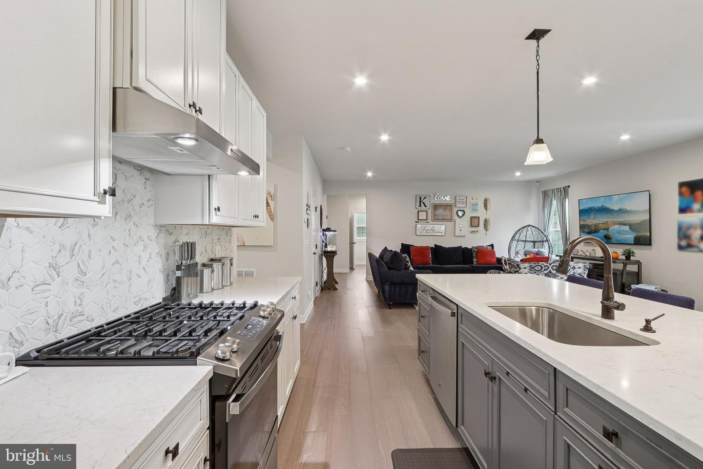 1 GRANVILLE DR, FREDERICKSBURG, Virginia 22405, 4 Bedrooms Bedrooms, ,3 BathroomsBathrooms,Residential,For sale,1 GRANVILLE DR,VAST2043274 MLS # VAST2043274