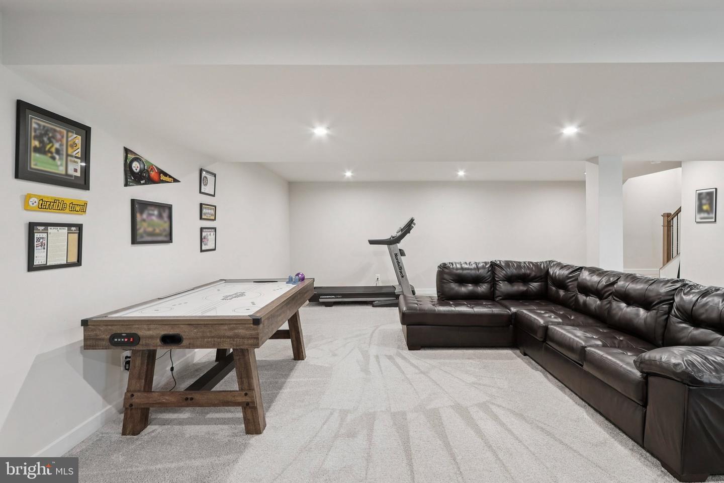 1 GRANVILLE DR, FREDERICKSBURG, Virginia 22405, 4 Bedrooms Bedrooms, ,3 BathroomsBathrooms,Residential,For sale,1 GRANVILLE DR,VAST2043274 MLS # VAST2043274