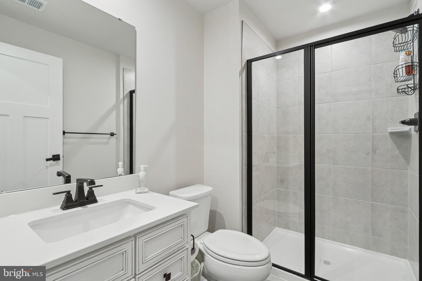 1 GRANVILLE DR, FREDERICKSBURG, Virginia 22405, 4 Bedrooms Bedrooms, ,3 BathroomsBathrooms,Residential,For sale,1 GRANVILLE DR,VAST2043274 MLS # VAST2043274