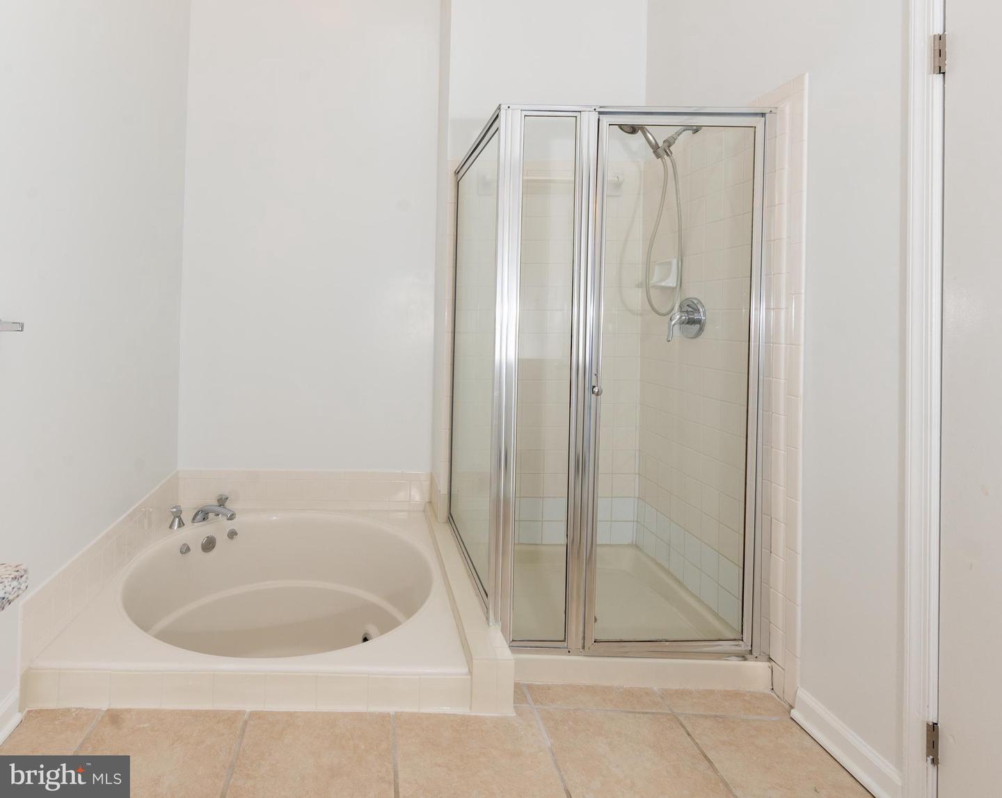 14079 RED RIVER DR, CENTREVILLE, Virginia 20121, 3 Bedrooms Bedrooms, ,2 BathroomsBathrooms,Residential,For sale,14079 RED RIVER DR,VAFX2273164 MLS # VAFX2273164 14079 RED RIVER DR, CENTREVILLE, Virginia 20121, 3 Bedrooms Bedrooms, ,2 BathroomsBathrooms,Residential,For sale,14079 RED RIVER DR,VAFX2273164 MLS # VAFX2273164