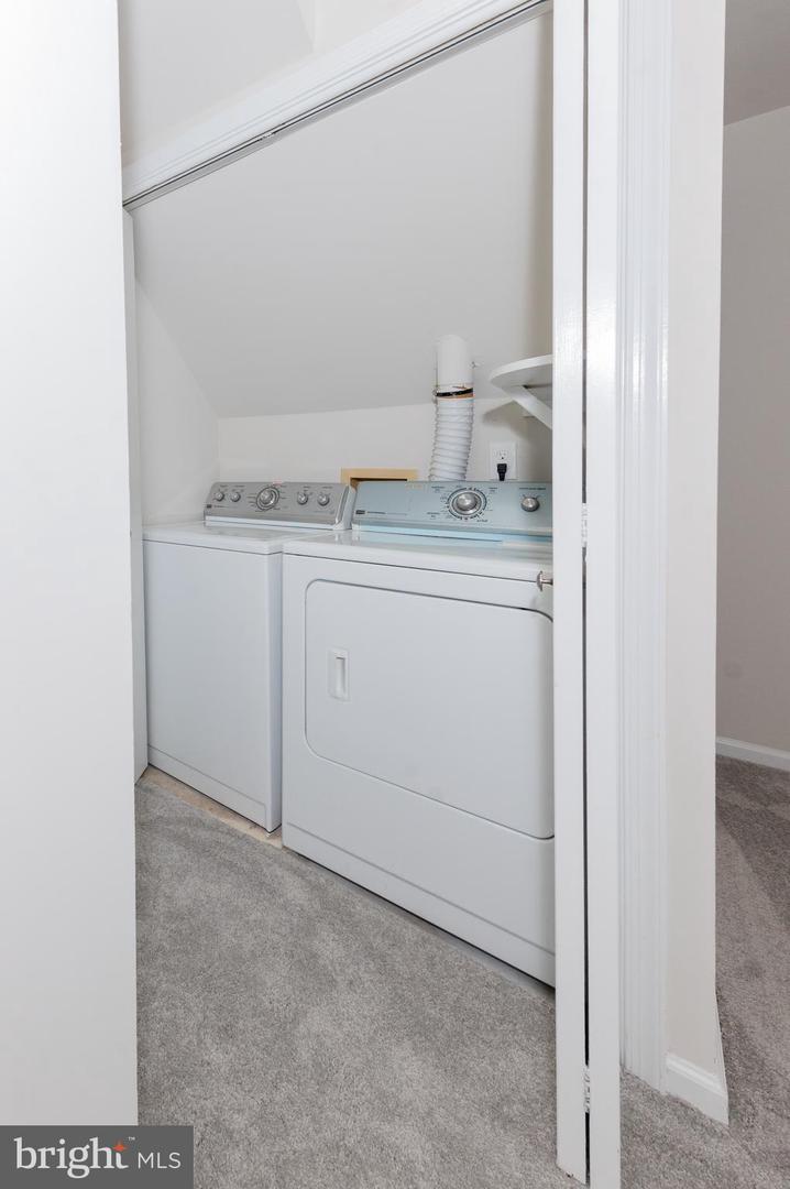 14079 RED RIVER DR, CENTREVILLE, Virginia 20121, 3 Bedrooms Bedrooms, ,2 BathroomsBathrooms,Residential,For sale,14079 RED RIVER DR,VAFX2273164 MLS # VAFX2273164 14079 RED RIVER DR, CENTREVILLE, Virginia 20121, 3 Bedrooms Bedrooms, ,2 BathroomsBathrooms,Residential,For sale,14079 RED RIVER DR,VAFX2273164 MLS # VAFX2273164