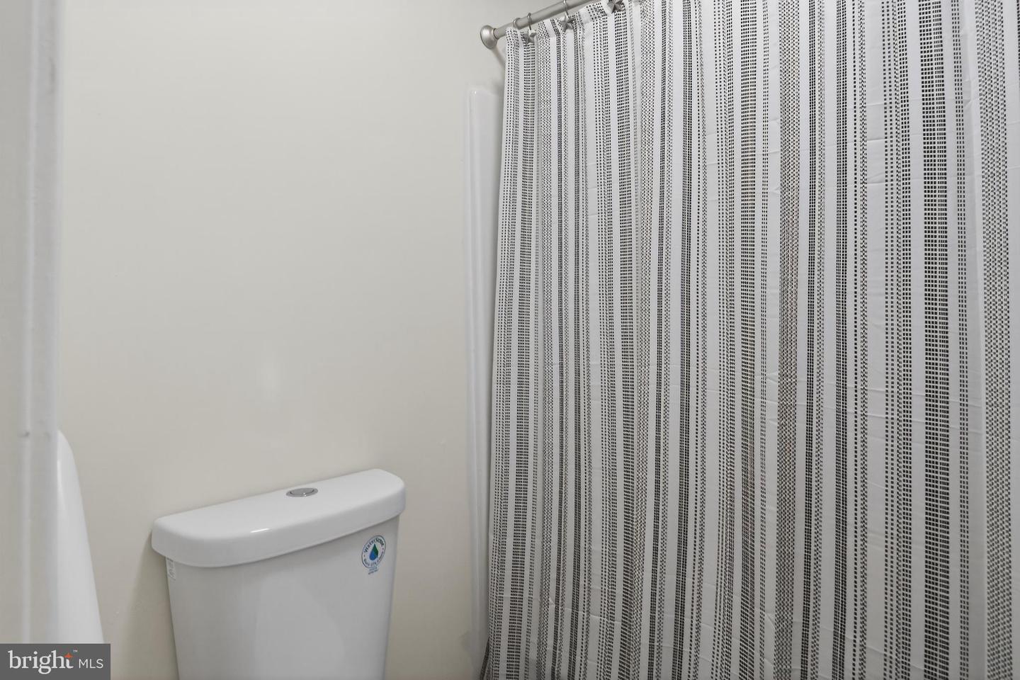 111 OAKLAWN RD, STAFFORD, Virginia 22554, 4 Bedrooms Bedrooms, ,2 BathroomsBathrooms,Residential,For sale,111 OAKLAWN RD,VAST2043376 MLS # VAST2043376