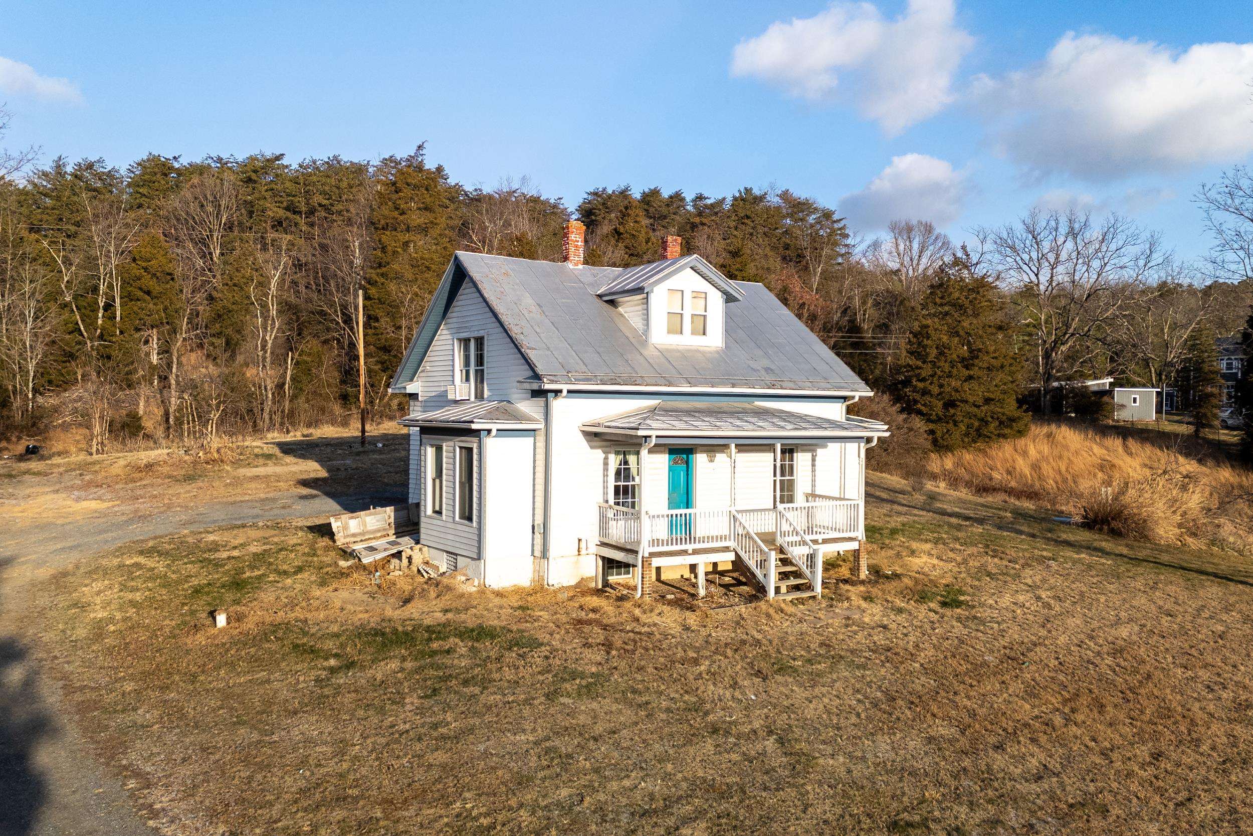 10997 SENEDO RD, MOUNT JACKSON, Virginia 22842, 3 Bedrooms Bedrooms, ,1 BathroomBathrooms,Residential,10997 SENEDO RD,672001 MLS # 672001