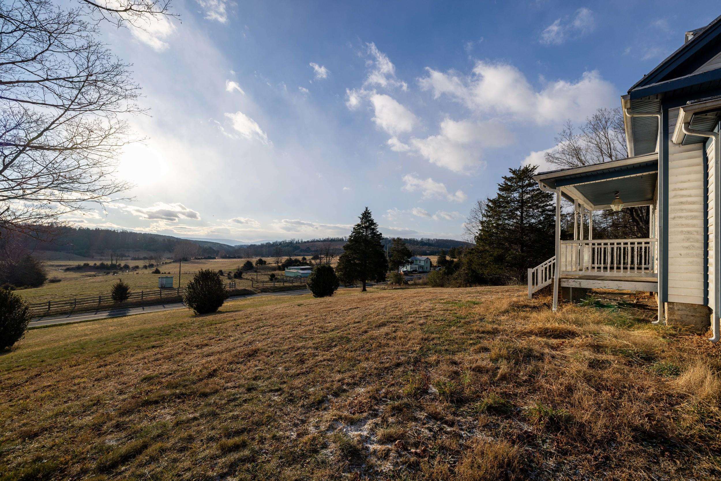 10997 SENEDO RD, MOUNT JACKSON, Virginia 22842, 3 Bedrooms Bedrooms, ,1 BathroomBathrooms,Residential,10997 SENEDO RD,672001 MLS # 672001