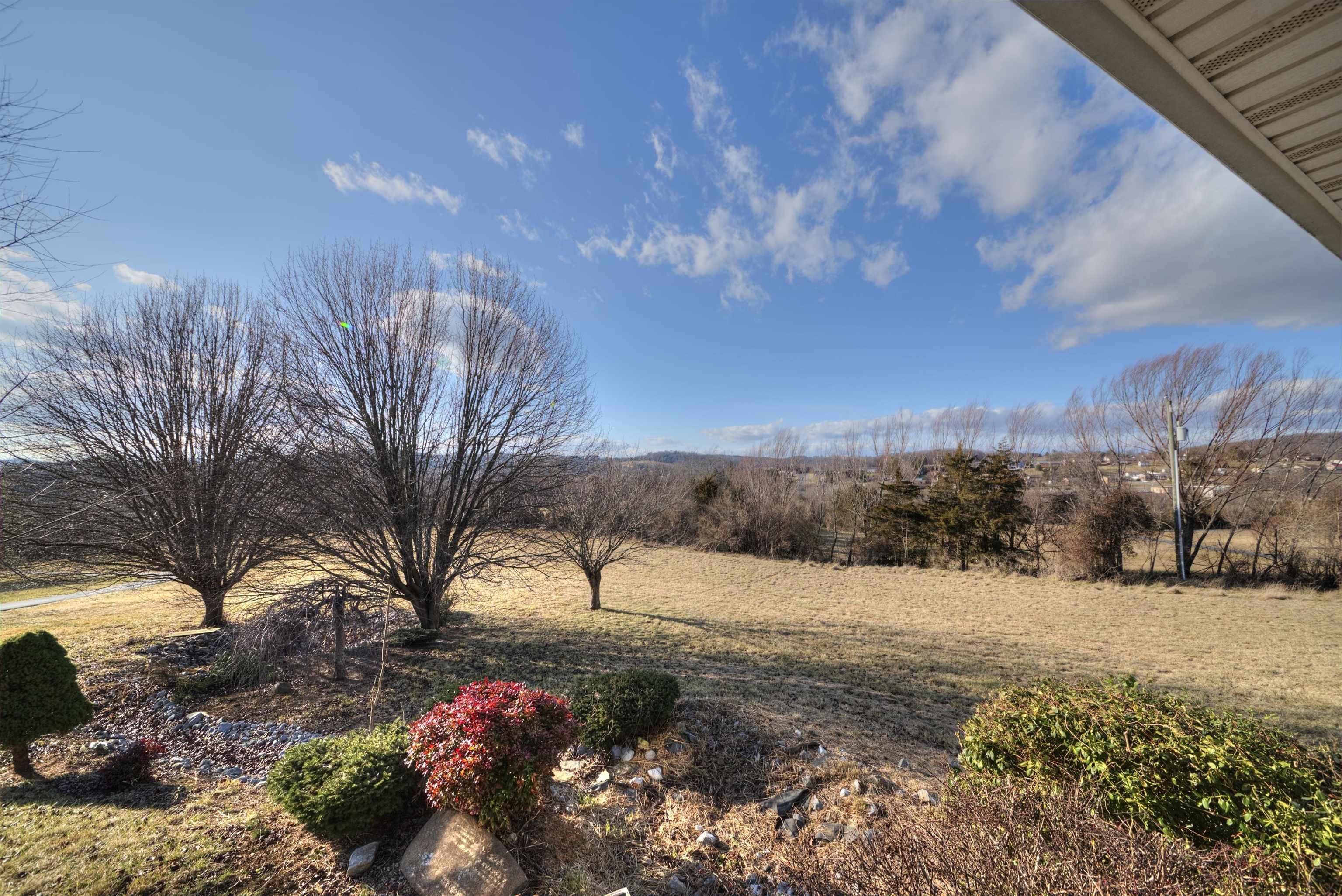 110 MILL RACE RD, VERONA, Virginia 24401, 3 Bedrooms Bedrooms, ,2 BathroomsBathrooms,Residential,110 MILL RACE RD,672008 MLS # 672008 110 MILL RACE RD, VERONA, Virginia 24401, 3 Bedrooms Bedrooms, ,2 BathroomsBathrooms,Residential,110 MILL RACE RD,672008 MLS # 672008