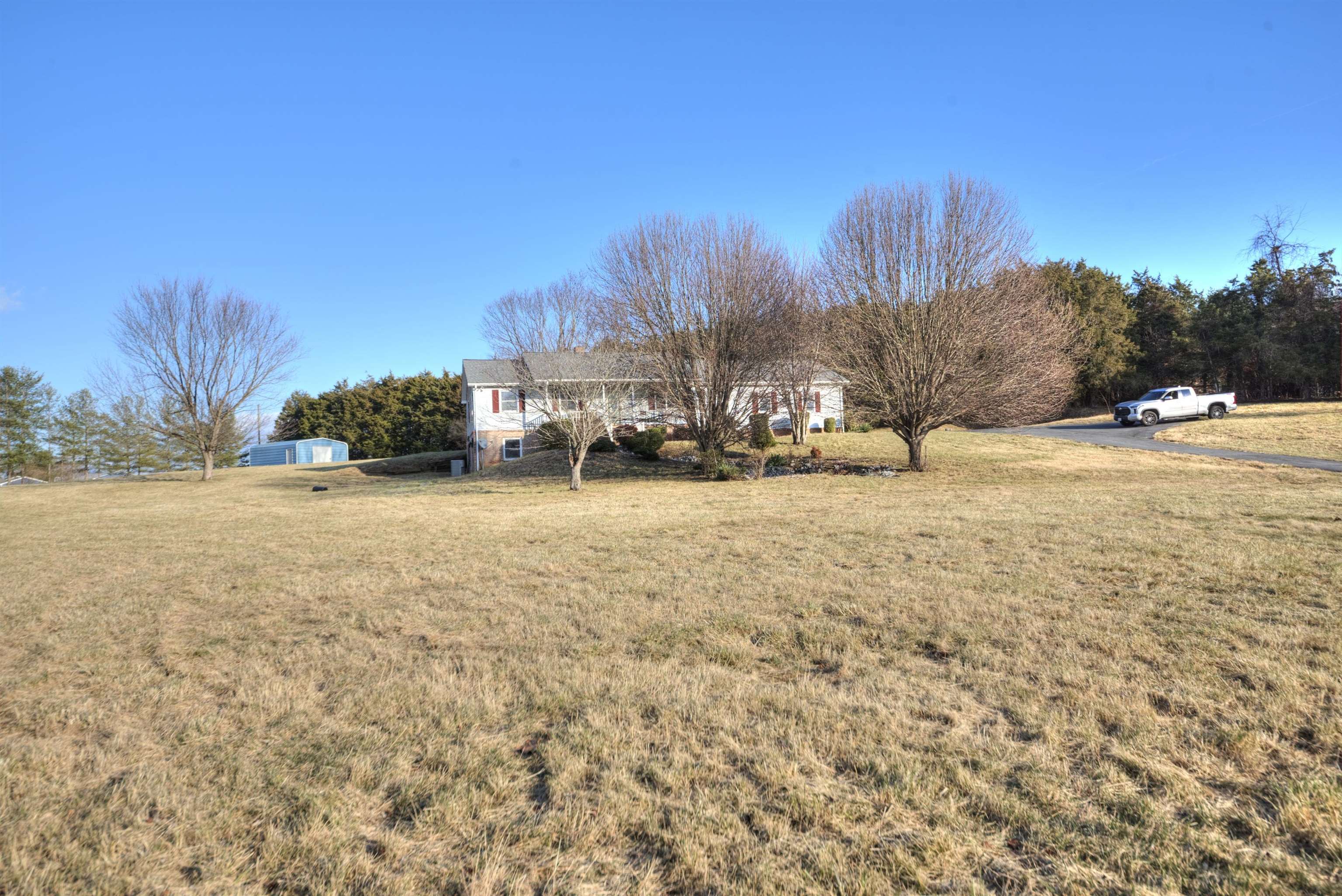 110 MILL RACE RD, VERONA, Virginia 24401, 3 Bedrooms Bedrooms, ,2 BathroomsBathrooms,Residential,110 MILL RACE RD,672008 MLS # 672008 110 MILL RACE RD, VERONA, Virginia 24401, 3 Bedrooms Bedrooms, ,2 BathroomsBathrooms,Residential,110 MILL RACE RD,672008 MLS # 672008