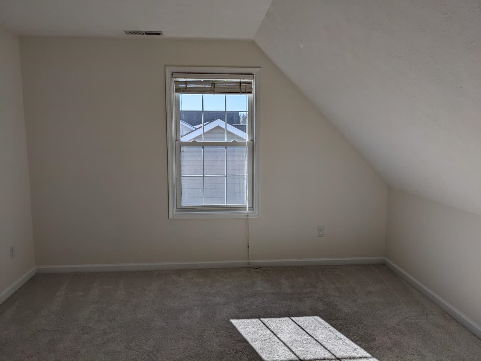 3221 LEGION WAY, BROADWAY, Virginia 22815, 4 Bedrooms Bedrooms, ,2 BathroomsBathrooms,Residential,3221 LEGION WAY,672010 MLS # 672010