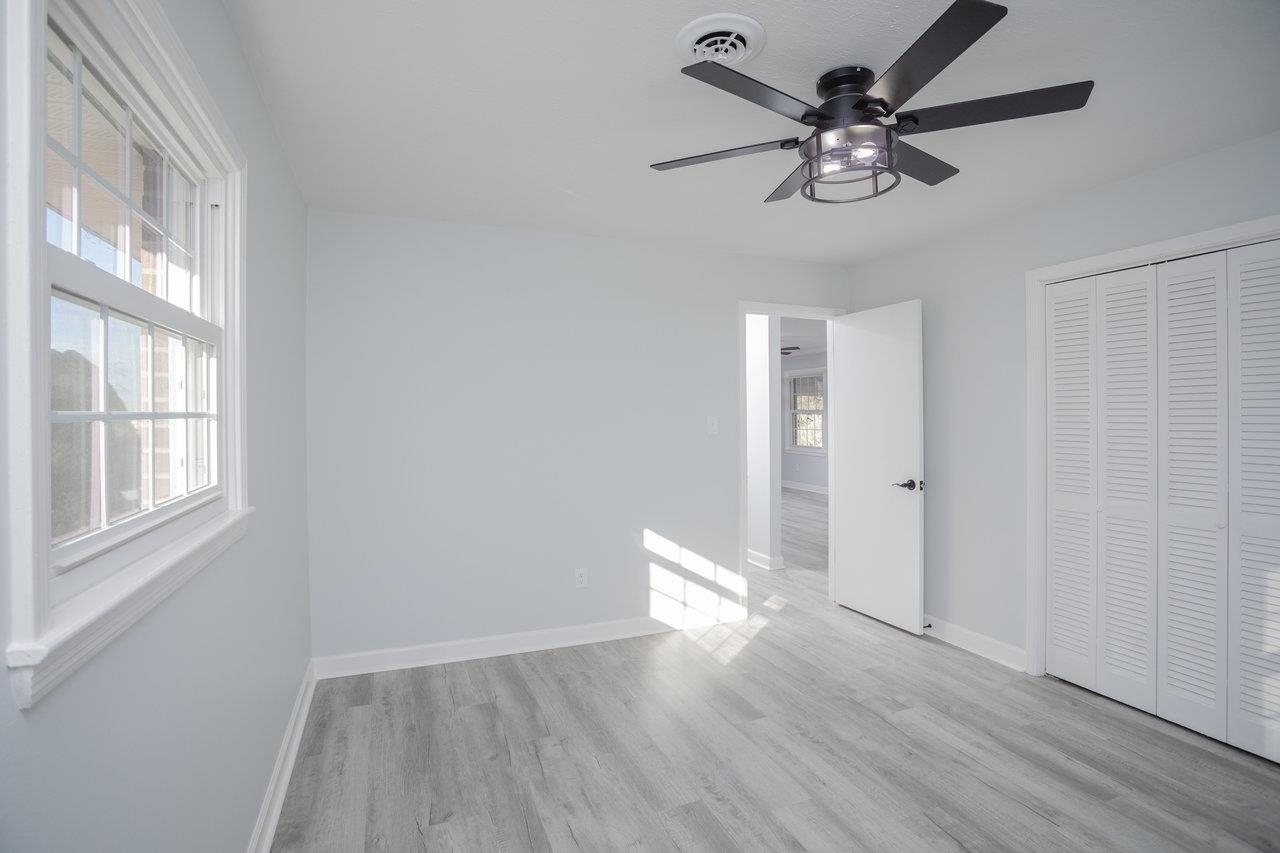 12 ESSEX RD, GROTTOES, Virginia 24441, 3 Bedrooms Bedrooms, ,2 BathroomsBathrooms,Residential,12 ESSEX RD,672016 MLS # 672016 12 ESSEX RD, GROTTOES, Virginia 24441, 3 Bedrooms Bedrooms, ,2 BathroomsBathrooms,Residential,12 ESSEX RD,672016 MLS # 672016