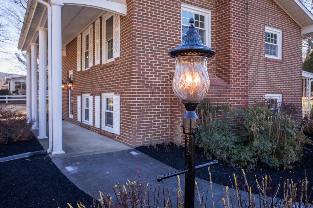 12 ESSEX RD, GROTTOES, Virginia 24441, 3 Bedrooms Bedrooms, ,2 BathroomsBathrooms,Residential,12 ESSEX RD,672016 MLS # 672016 12 ESSEX RD, GROTTOES, Virginia 24441, 3 Bedrooms Bedrooms, ,2 BathroomsBathrooms,Residential,12 ESSEX RD,672016 MLS # 672016