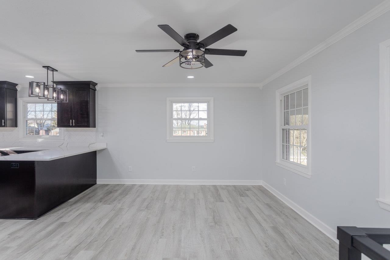 12 ESSEX RD, GROTTOES, Virginia 24441, 3 Bedrooms Bedrooms, ,2 BathroomsBathrooms,Residential,12 ESSEX RD,672016 MLS # 672016 12 ESSEX RD, GROTTOES, Virginia 24441, 3 Bedrooms Bedrooms, ,2 BathroomsBathrooms,Residential,12 ESSEX RD,672016 MLS # 672016