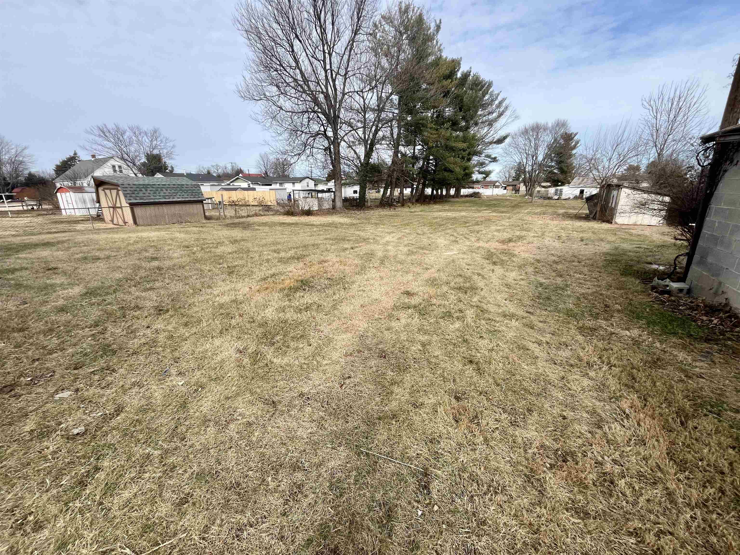 133 RIVERSIDE AVE, VERONA, Virginia 24482, 3 Bedrooms Bedrooms, ,1 BathroomBathrooms,Residential,133 RIVERSIDE AVE,672027 MLS # 672027