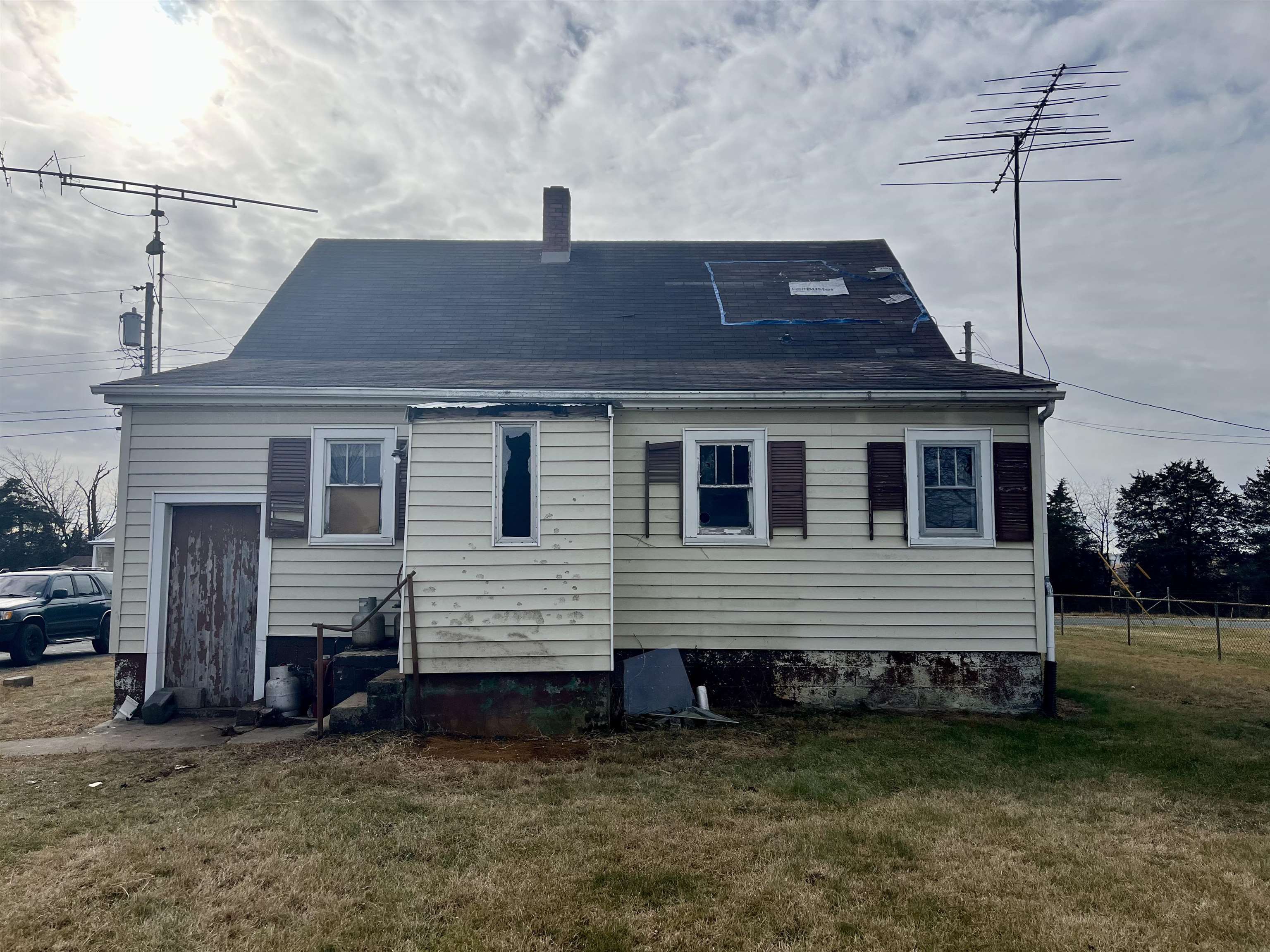 133 RIVERSIDE AVE, VERONA, Virginia 24482, 3 Bedrooms Bedrooms, ,1 BathroomBathrooms,Residential,133 RIVERSIDE AVE,672027 MLS # 672027