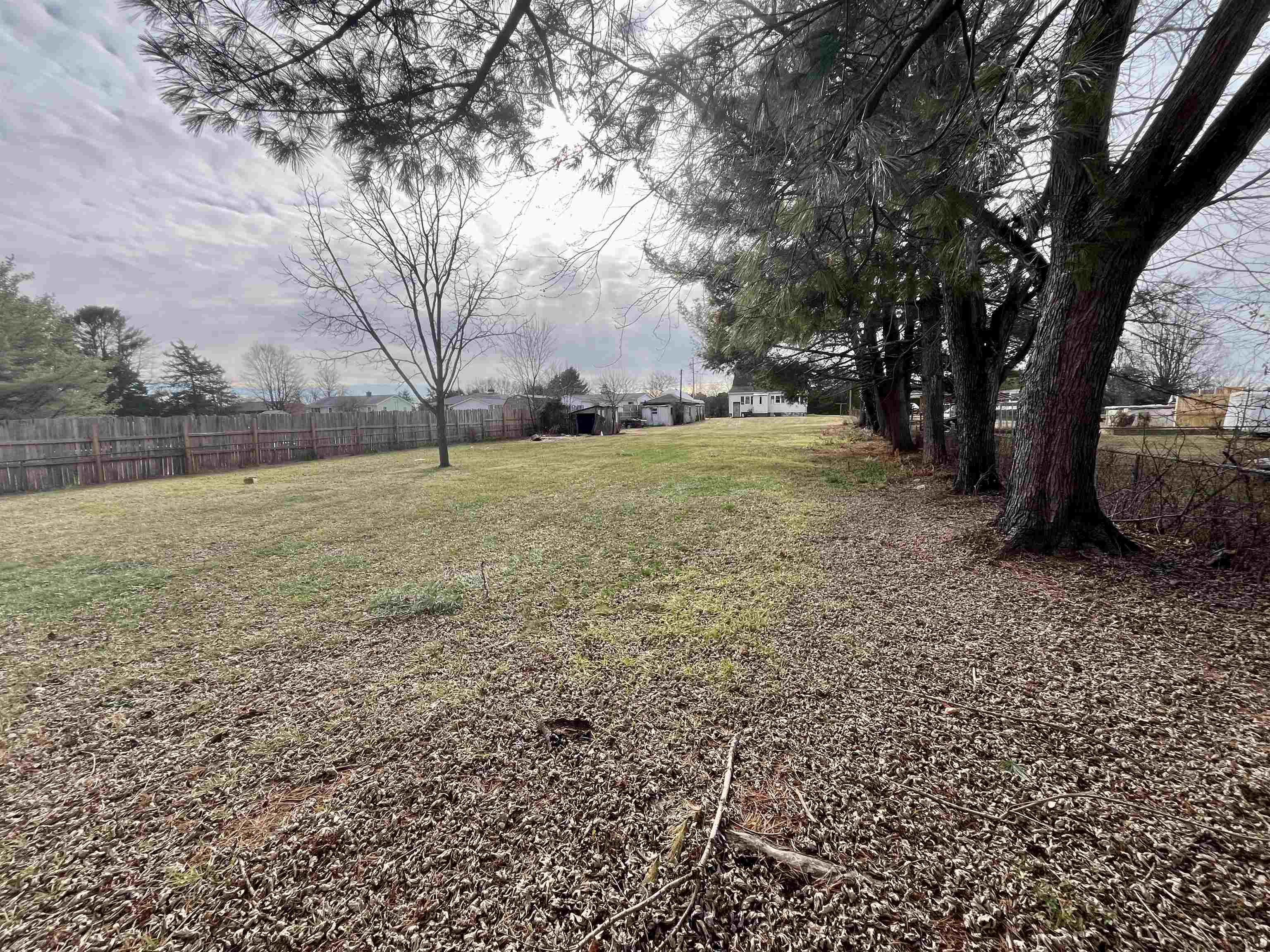 133 RIVERSIDE AVE, VERONA, Virginia 24482, 3 Bedrooms Bedrooms, ,1 BathroomBathrooms,Residential,133 RIVERSIDE AVE,672027 MLS # 672027