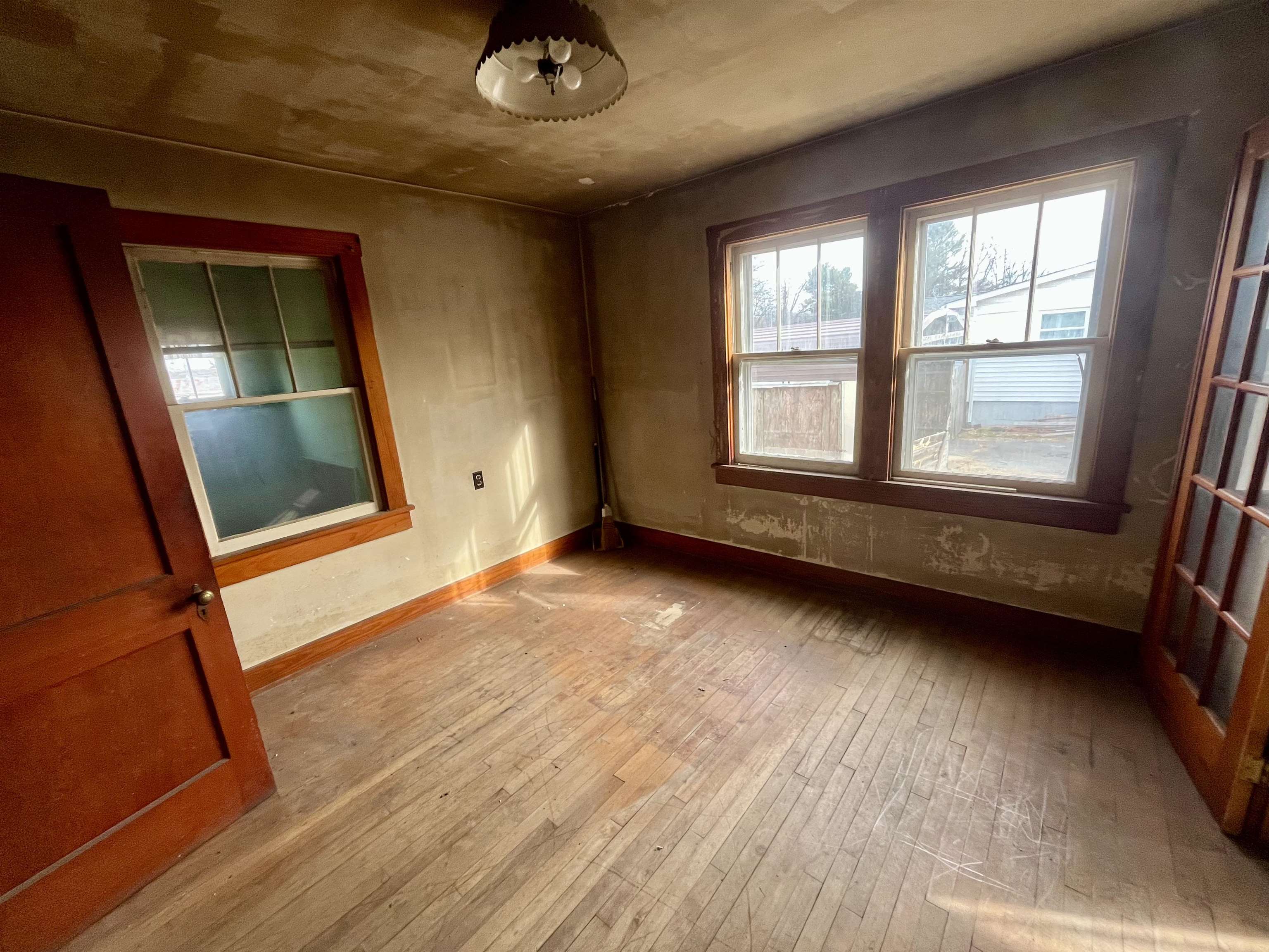 133 RIVERSIDE AVE, VERONA, Virginia 24482, 3 Bedrooms Bedrooms, ,1 BathroomBathrooms,Residential,133 RIVERSIDE AVE,672027 MLS # 672027