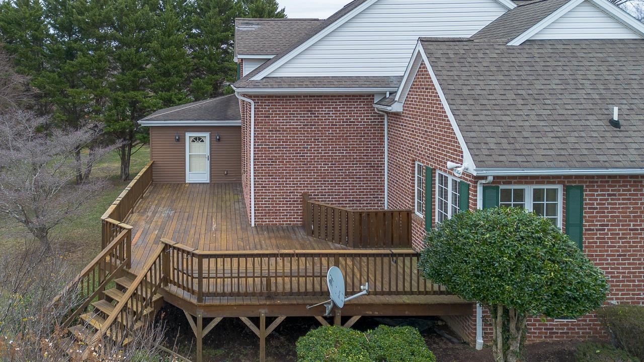 17 NEW CAMERON DR, LEXINGTON, Virginia 24450, 4 Bedrooms Bedrooms, ,3 BathroomsBathrooms,Residential,17 NEW CAMERON DR,672042 MLS # 672042 17 NEW CAMERON DR, LEXINGTON, Virginia 24450, 4 Bedrooms Bedrooms, ,3 BathroomsBathrooms,Residential,17 NEW CAMERON DR,672042 MLS # 672042