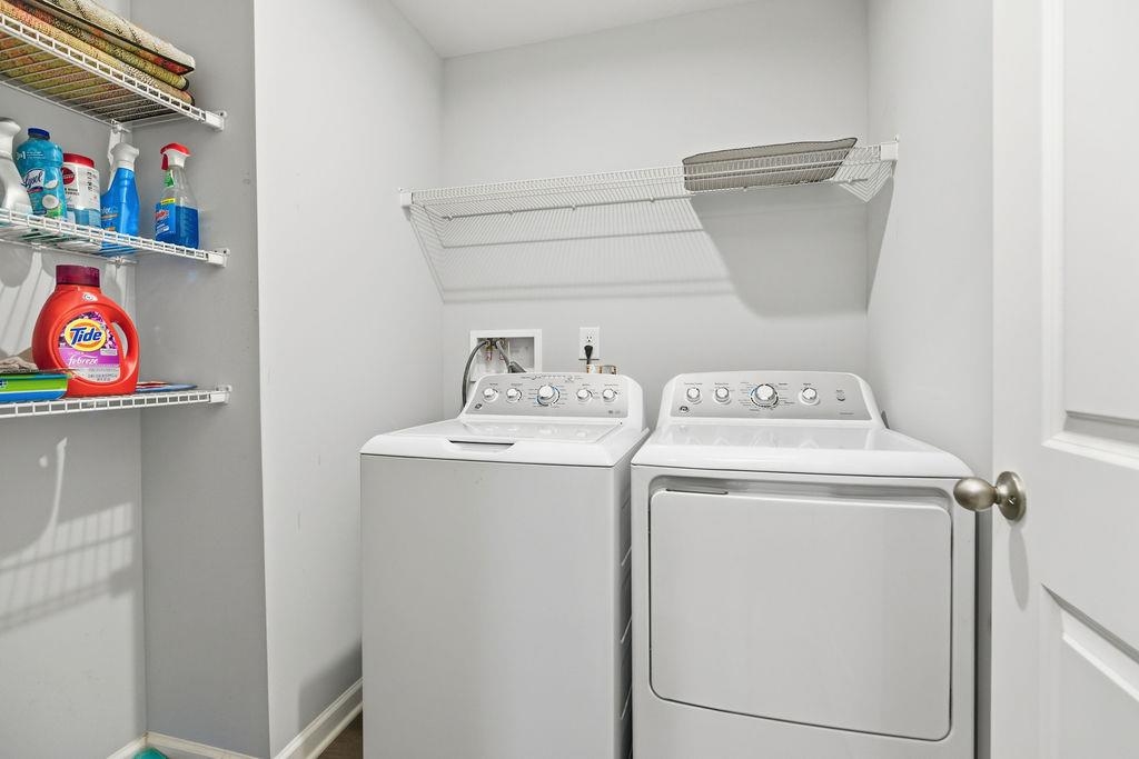 105 WHITE BIRCH RD, WAYNESBORO, Virginia 22980, 3 Bedrooms Bedrooms, ,2 BathroomsBathrooms,Residential,105 WHITE BIRCH RD,672043 MLS # 672043