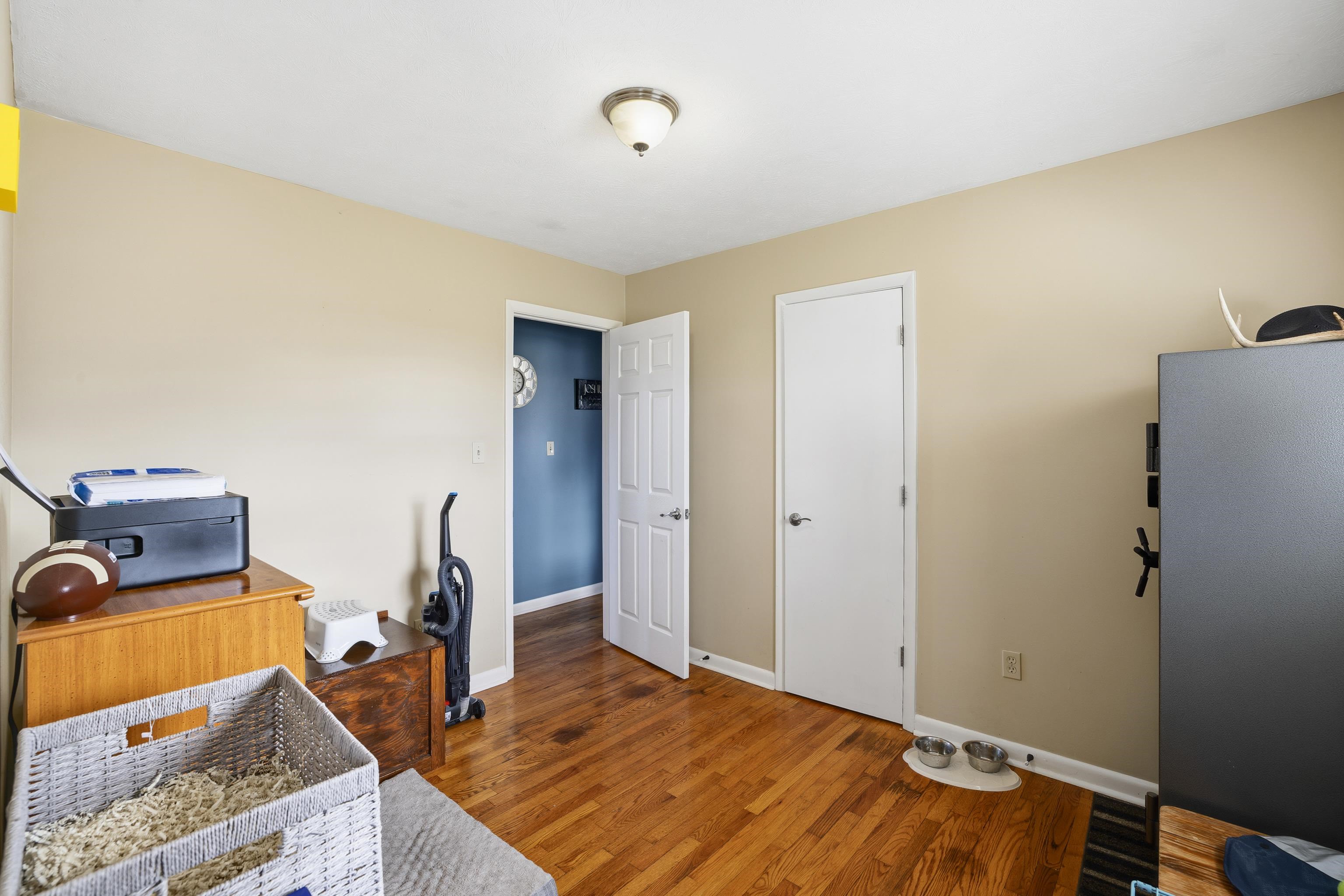 19 PLEASANT VALLEY DR, WEYERS CAVE, Virginia 24486, 3 Bedrooms Bedrooms, ,1 BathroomBathrooms,Residential,19 PLEASANT VALLEY DR,672044 MLS # 672044