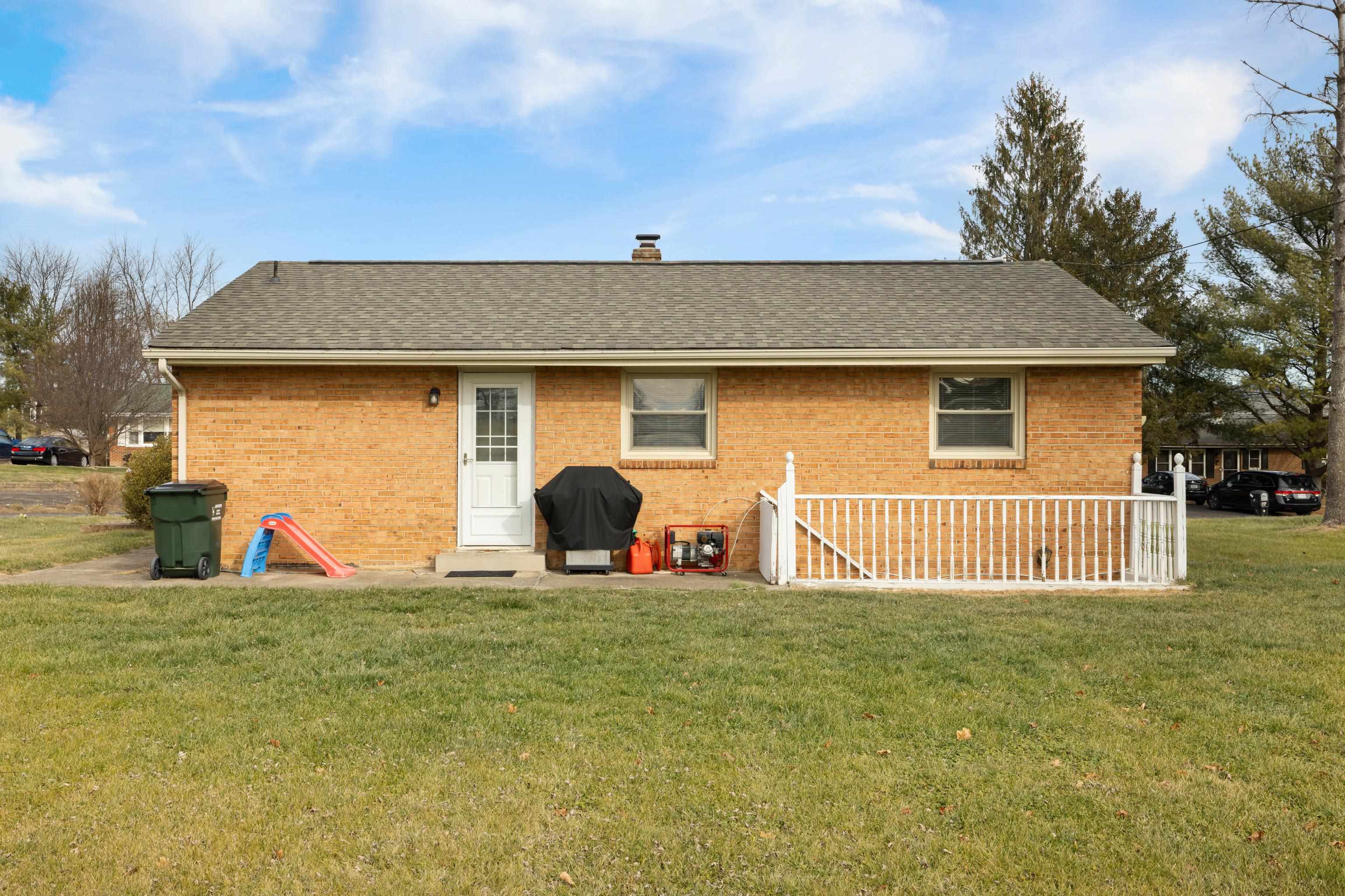 19 PLEASANT VALLEY DR, WEYERS CAVE, Virginia 24486, 3 Bedrooms Bedrooms, ,1 BathroomBathrooms,Residential,19 PLEASANT VALLEY DR,672044 MLS # 672044