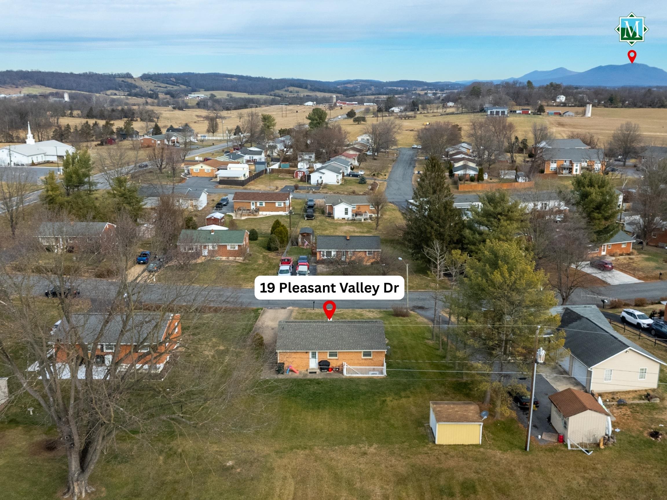 19 PLEASANT VALLEY DR, WEYERS CAVE, Virginia 24486, 3 Bedrooms Bedrooms, ,1 BathroomBathrooms,Residential,19 PLEASANT VALLEY DR,672044 MLS # 672044