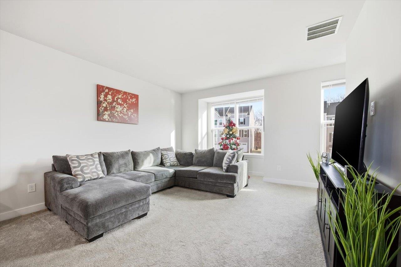 14 IRON HORSE LN, FISHERSVILLE, Virginia 22939, 4 Bedrooms Bedrooms, ,3 BathroomsBathrooms,Residential,14 IRON HORSE LN,672047 MLS # 672047