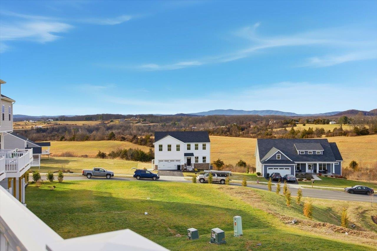 14 IRON HORSE LN, FISHERSVILLE, Virginia 22939, 4 Bedrooms Bedrooms, ,3 BathroomsBathrooms,Residential,14 IRON HORSE LN,672047 MLS # 672047