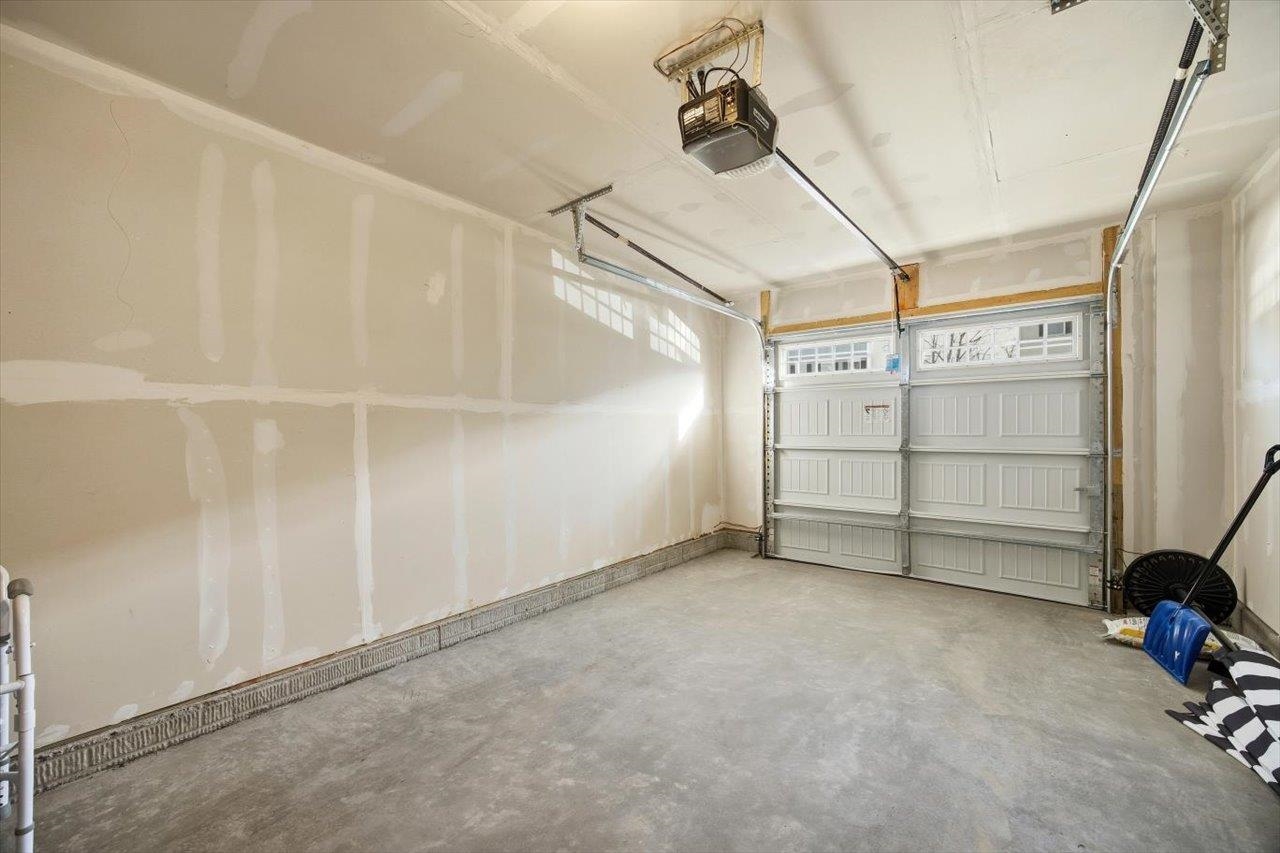 14 IRON HORSE LN, FISHERSVILLE, Virginia 22939, 4 Bedrooms Bedrooms, ,3 BathroomsBathrooms,Residential,14 IRON HORSE LN,672047 MLS # 672047