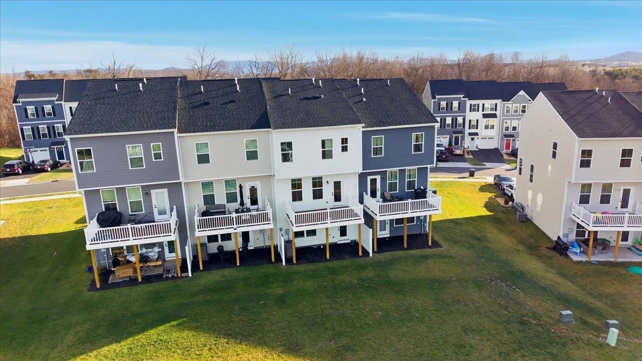 14 IRON HORSE LN, FISHERSVILLE, Virginia 22939, 4 Bedrooms Bedrooms, ,3 BathroomsBathrooms,Residential,14 IRON HORSE LN,672047 MLS # 672047