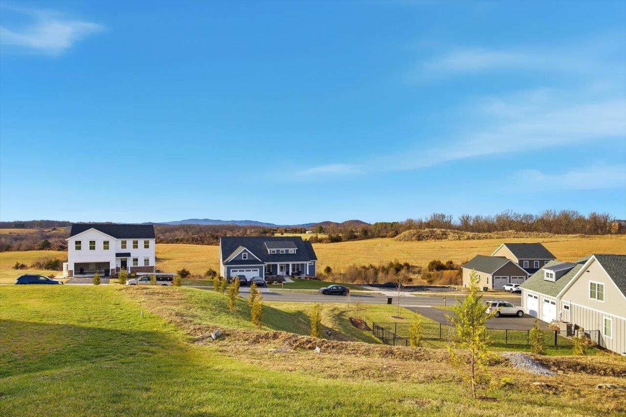 14 IRON HORSE LN, FISHERSVILLE, Virginia 22939, 4 Bedrooms Bedrooms, ,3 BathroomsBathrooms,Residential,14 IRON HORSE LN,672047 MLS # 672047