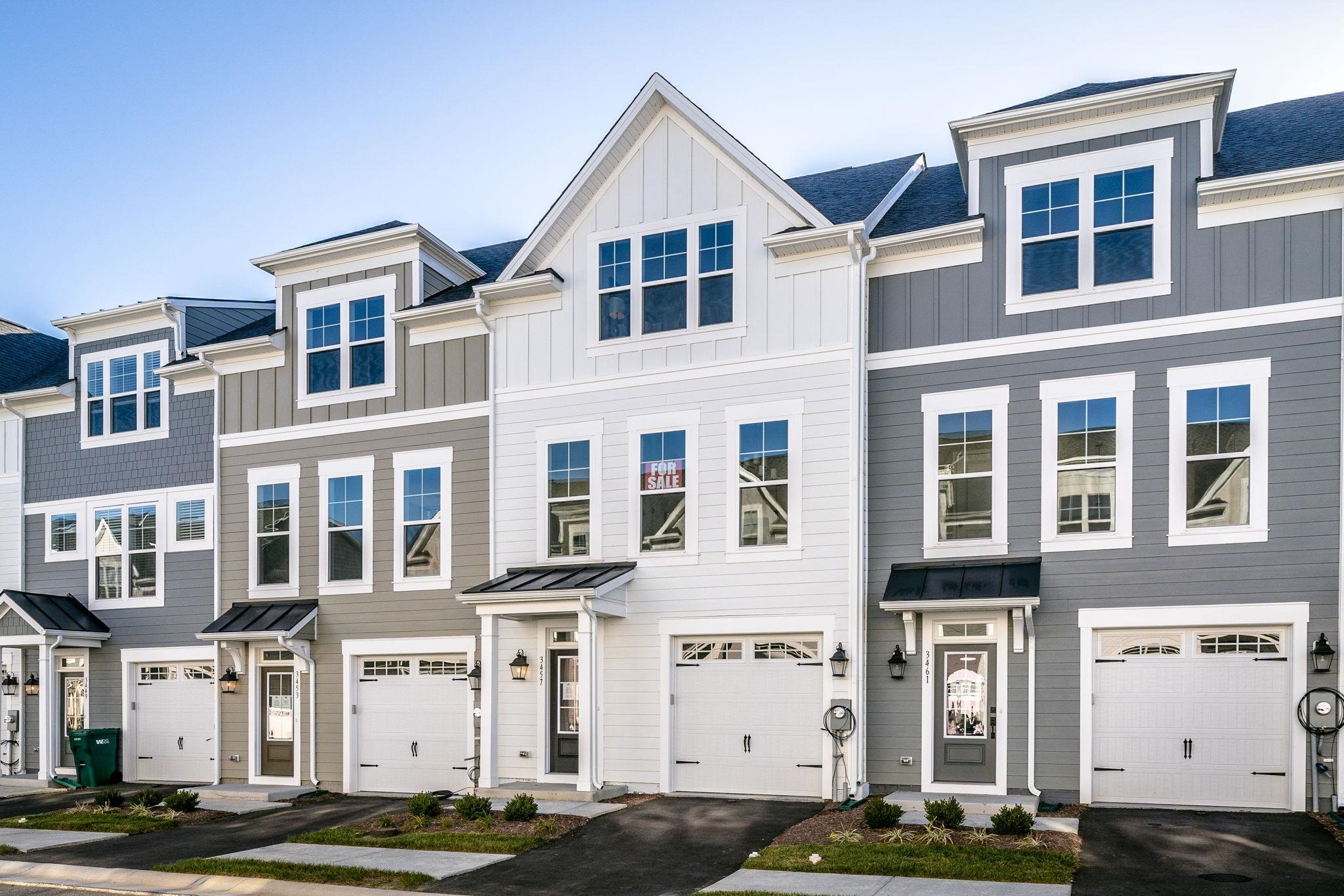 3488 MONTEREY DR, ROCKINGHAM, Virginia 22801, 3 Bedrooms Bedrooms, ,3 BathroomsBathrooms,Residential,Preston Lake - Savannah Towns,3488 MONTEREY DR,672049 MLS # 672049