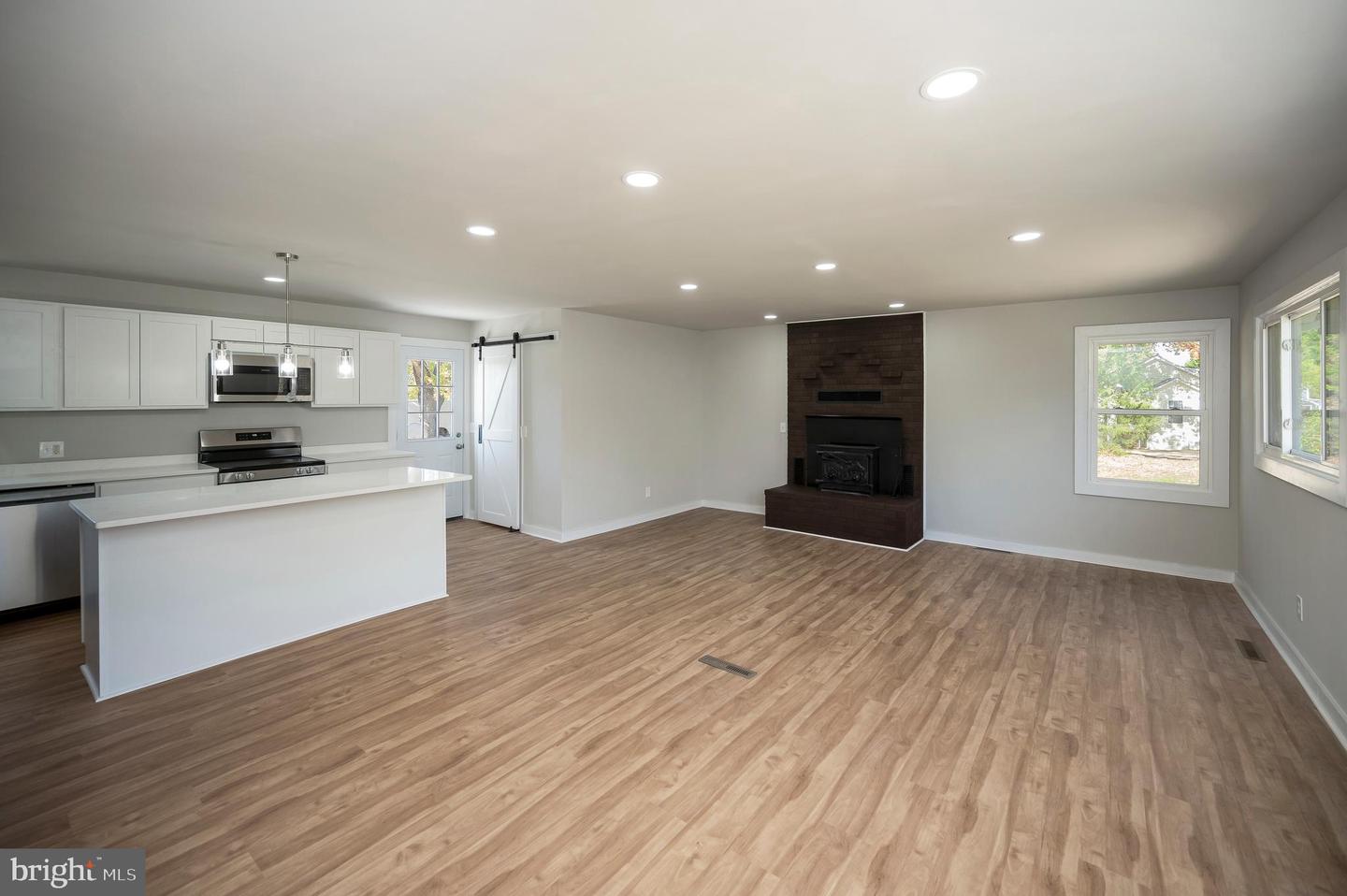 12008 ANDORA DR, FREDERICKSBURG, Virginia 22407, 3 Bedrooms Bedrooms, 7 Rooms Rooms,2 BathroomsBathrooms,Residential,For sale,12008 ANDORA DR,VASP2036918 MLS # VASP2036918