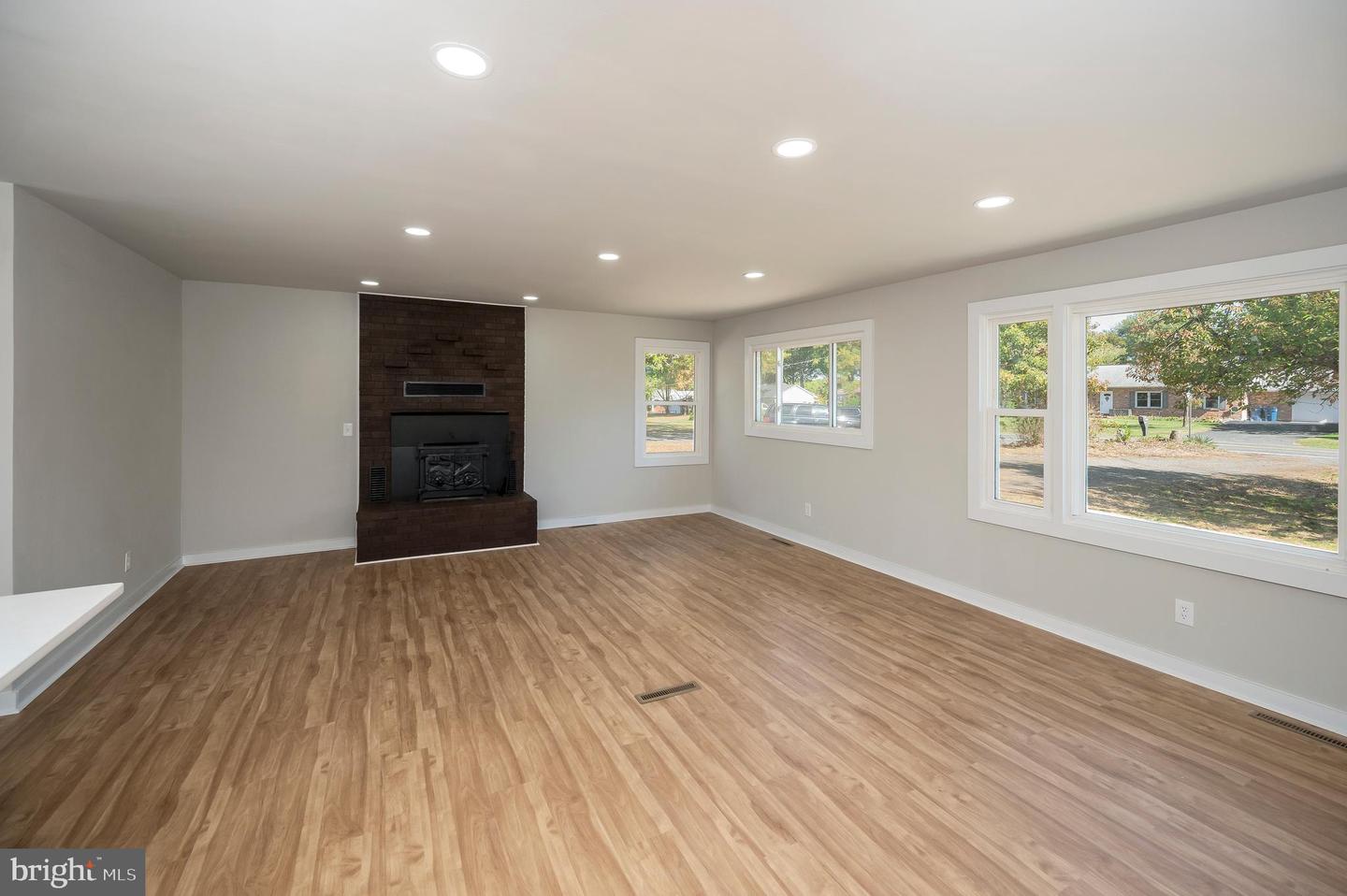 12008 ANDORA DR, FREDERICKSBURG, Virginia 22407, 3 Bedrooms Bedrooms, 7 Rooms Rooms,2 BathroomsBathrooms,Residential,For sale,12008 ANDORA DR,VASP2036918 MLS # VASP2036918