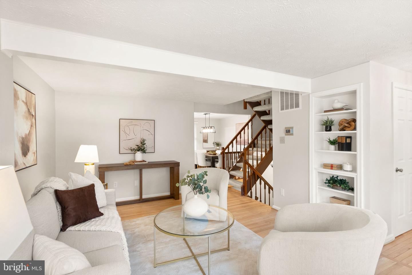 1548 POPLAR GROVE DR, RESTON, Virginia 20194, 2 Bedrooms Bedrooms, 11 Rooms Rooms,2 BathroomsBathrooms,Residential,For sale,1548 POPLAR GROVE DR,VAFX2274508 MLS # VAFX2274508