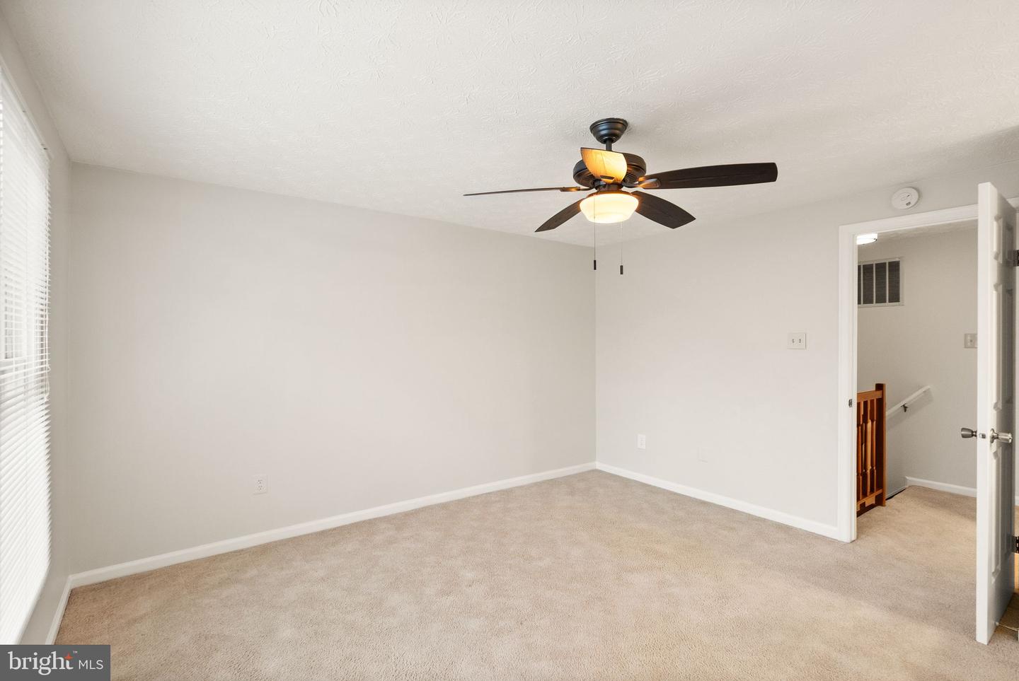 1548 POPLAR GROVE DR, RESTON, Virginia 20194, 2 Bedrooms Bedrooms, 11 Rooms Rooms,2 BathroomsBathrooms,Residential,For sale,1548 POPLAR GROVE DR,VAFX2274508 MLS # VAFX2274508