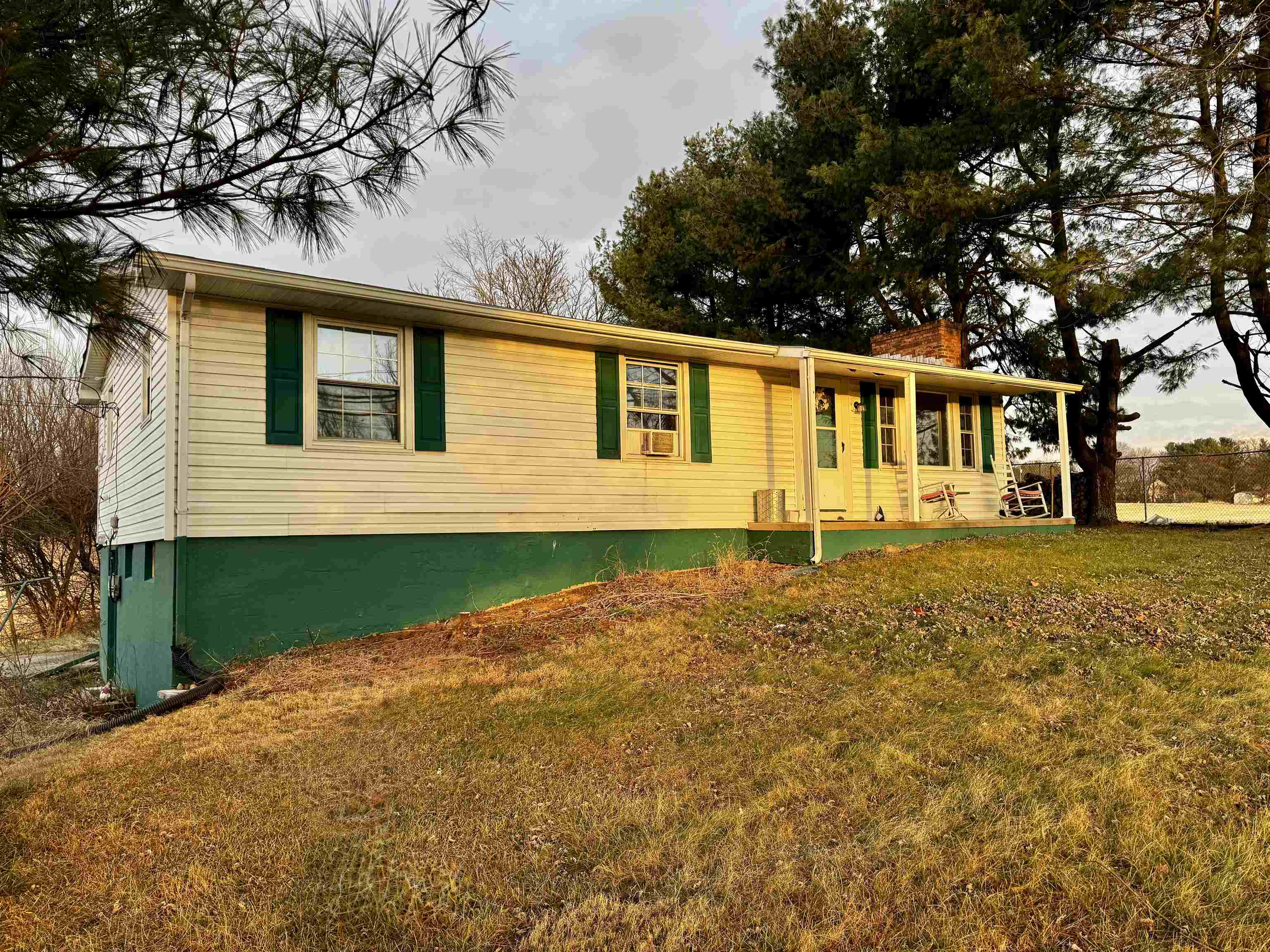 6788 RAWLEY PIKE, HINTON, Virginia 22831, 3 Bedrooms Bedrooms, ,1 BathroomBathrooms,Residential,6788 RAWLEY PIKE,672050 MLS # 672050