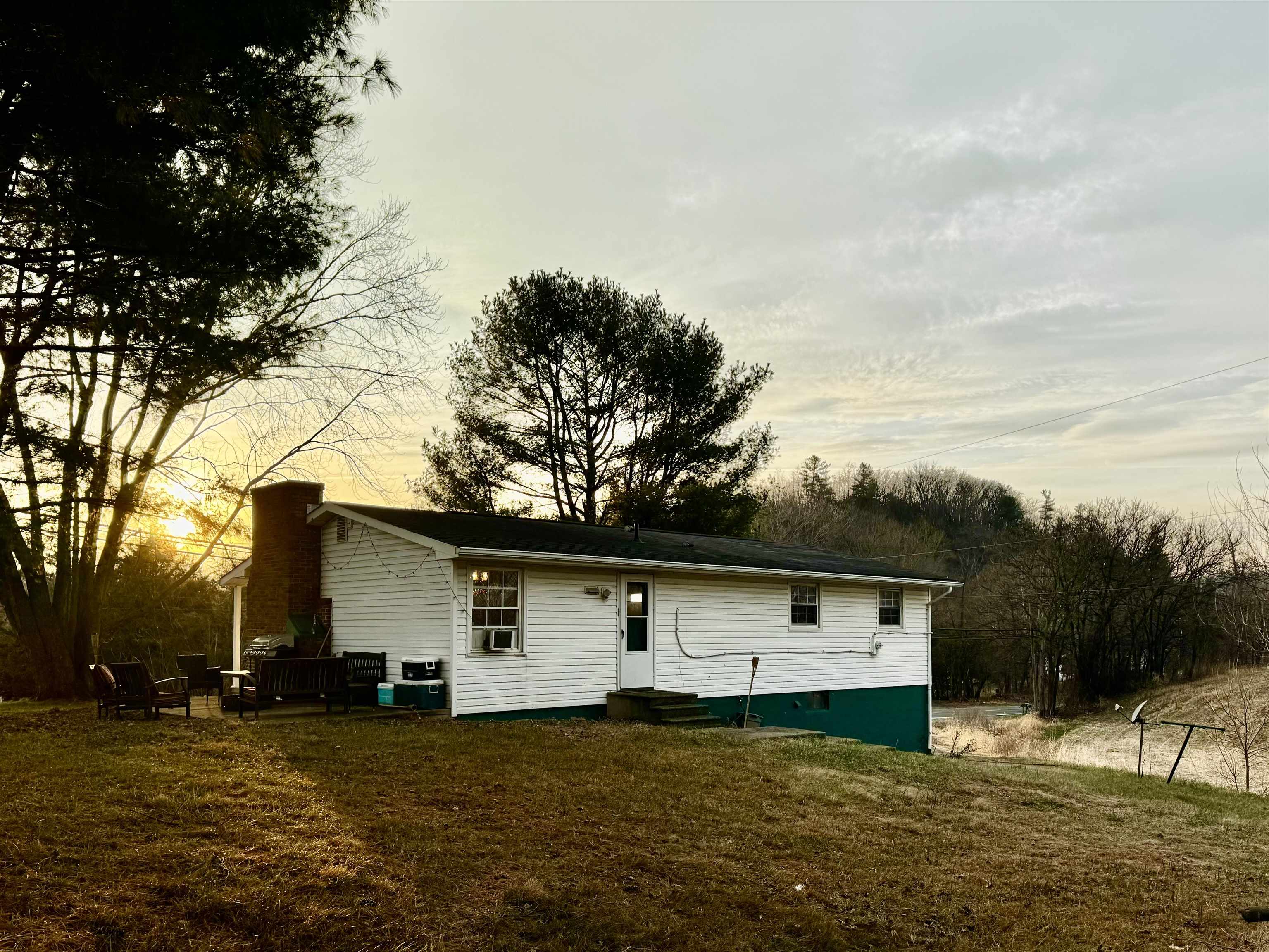 6788 RAWLEY PIKE, HINTON, Virginia 22831, 3 Bedrooms Bedrooms, ,1 BathroomBathrooms,Residential,6788 RAWLEY PIKE,672050 MLS # 672050