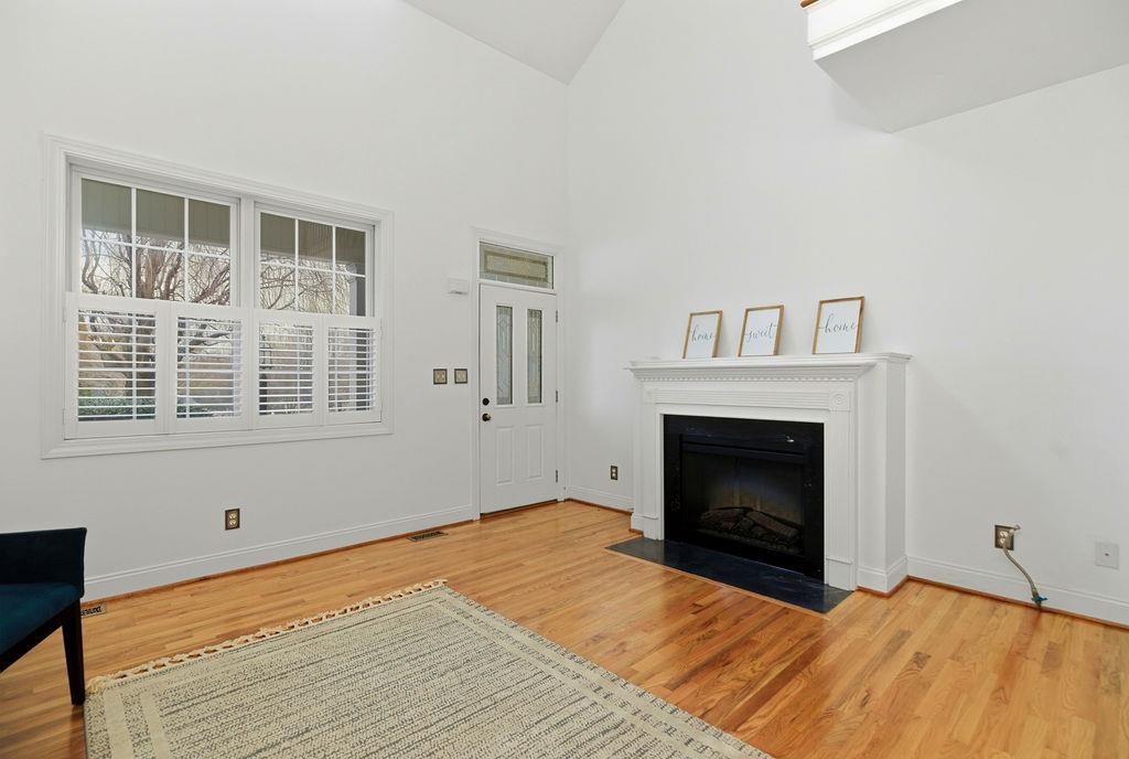 47 VILLA VIEW DR, STAUNTON, Virginia 24401, 3 Bedrooms Bedrooms, ,2 BathroomsBathrooms,Residential,47 VILLA VIEW DR,672051 MLS # 672051