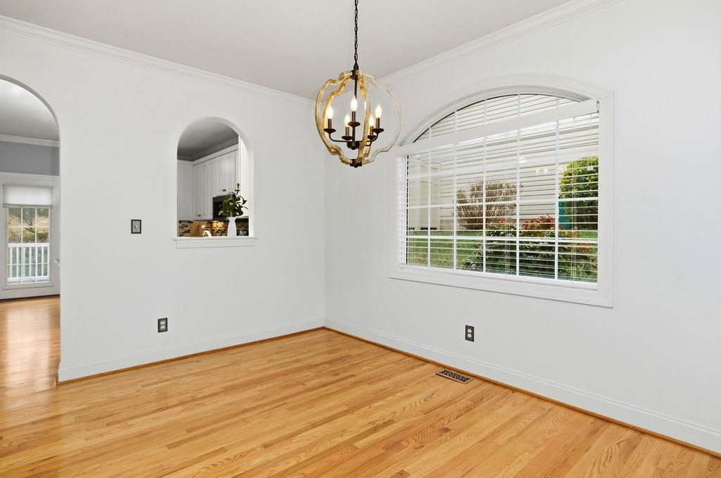 47 VILLA VIEW DR, STAUNTON, Virginia 24401, 3 Bedrooms Bedrooms, ,2 BathroomsBathrooms,Residential,47 VILLA VIEW DR,672051 MLS # 672051