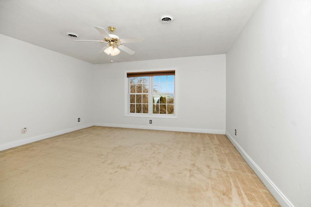 47 VILLA VIEW DR, STAUNTON, Virginia 24401, 3 Bedrooms Bedrooms, ,2 BathroomsBathrooms,Residential,47 VILLA VIEW DR,672051 MLS # 672051